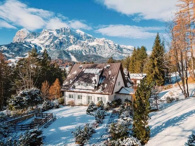 Villa Cortina d'Ampezzo