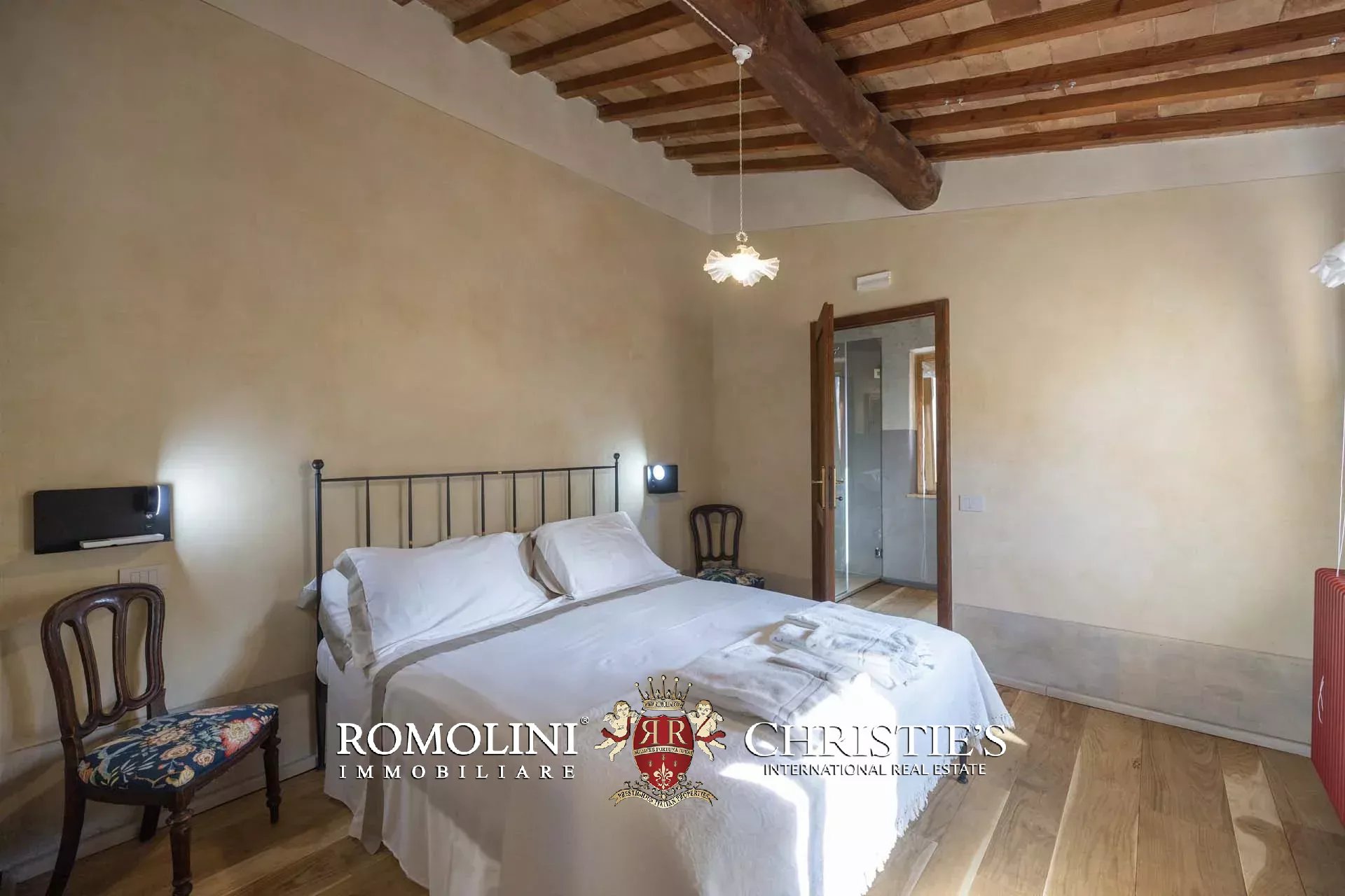 13 Bedroom Villa/Townhouse's Image 91