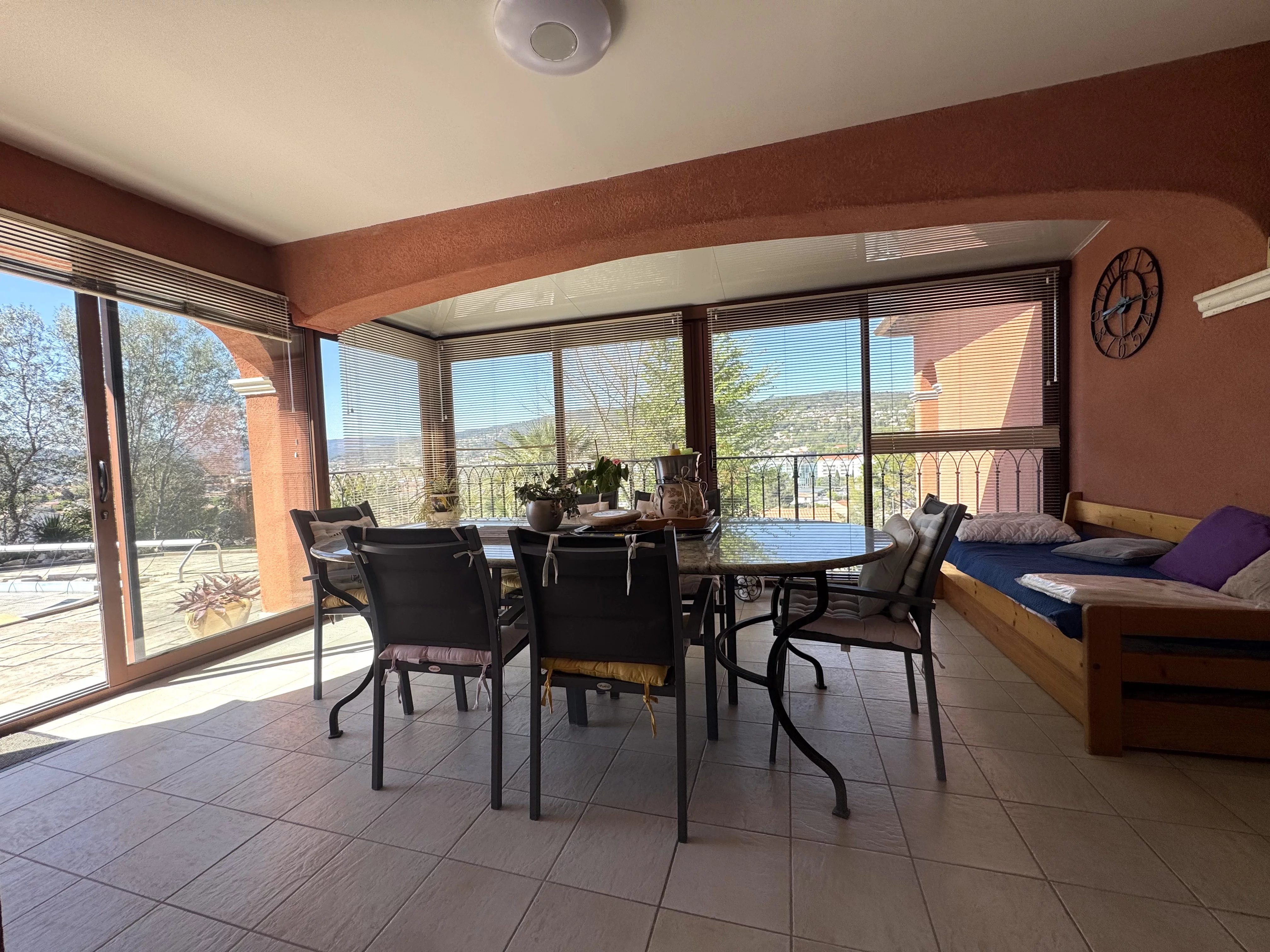 VILLA TRADITIONNELLE R+1 - 3 CHAMBRES DRAGUIGNAN — photo 12