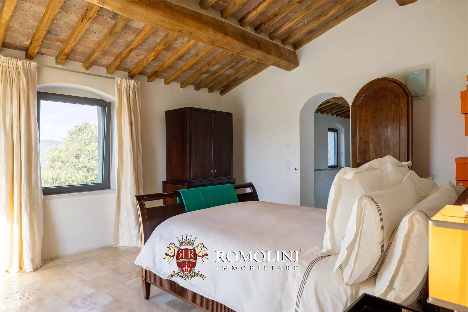7 Bedroom Villa/Townhouse's Image 59