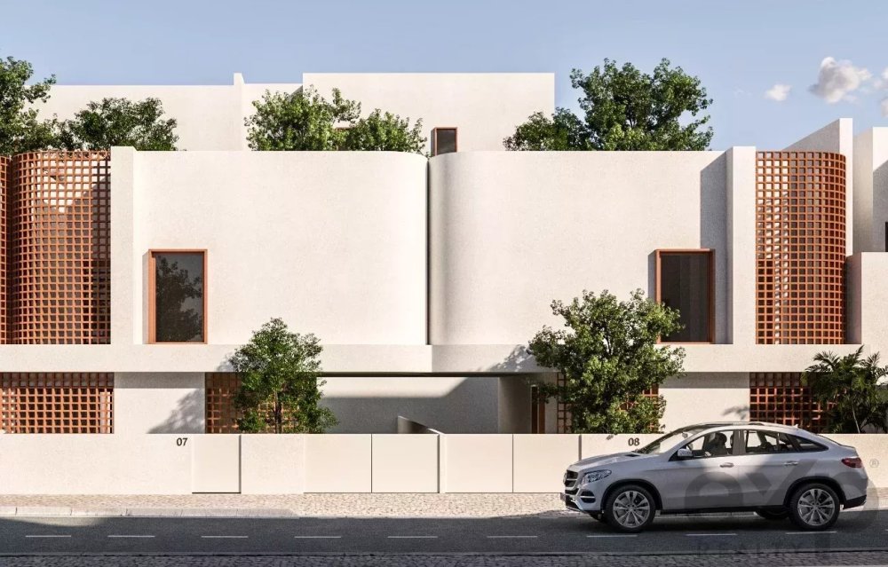 LOT 13 - TERRAÇOS DA PENA – YOUR LIFE WITH PRIVILEGED VIEW OF THE PALACE.
