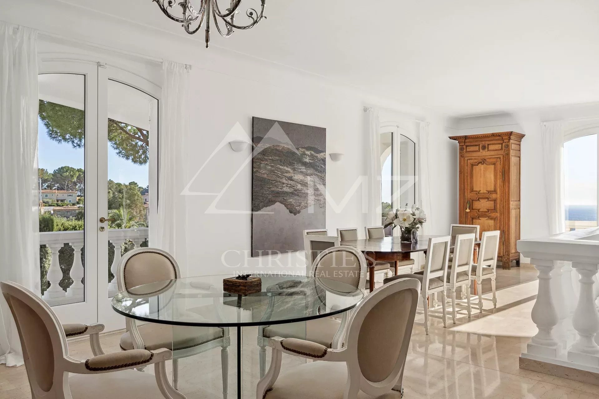 4 Bedroom Villa/Townhouse's Image 4