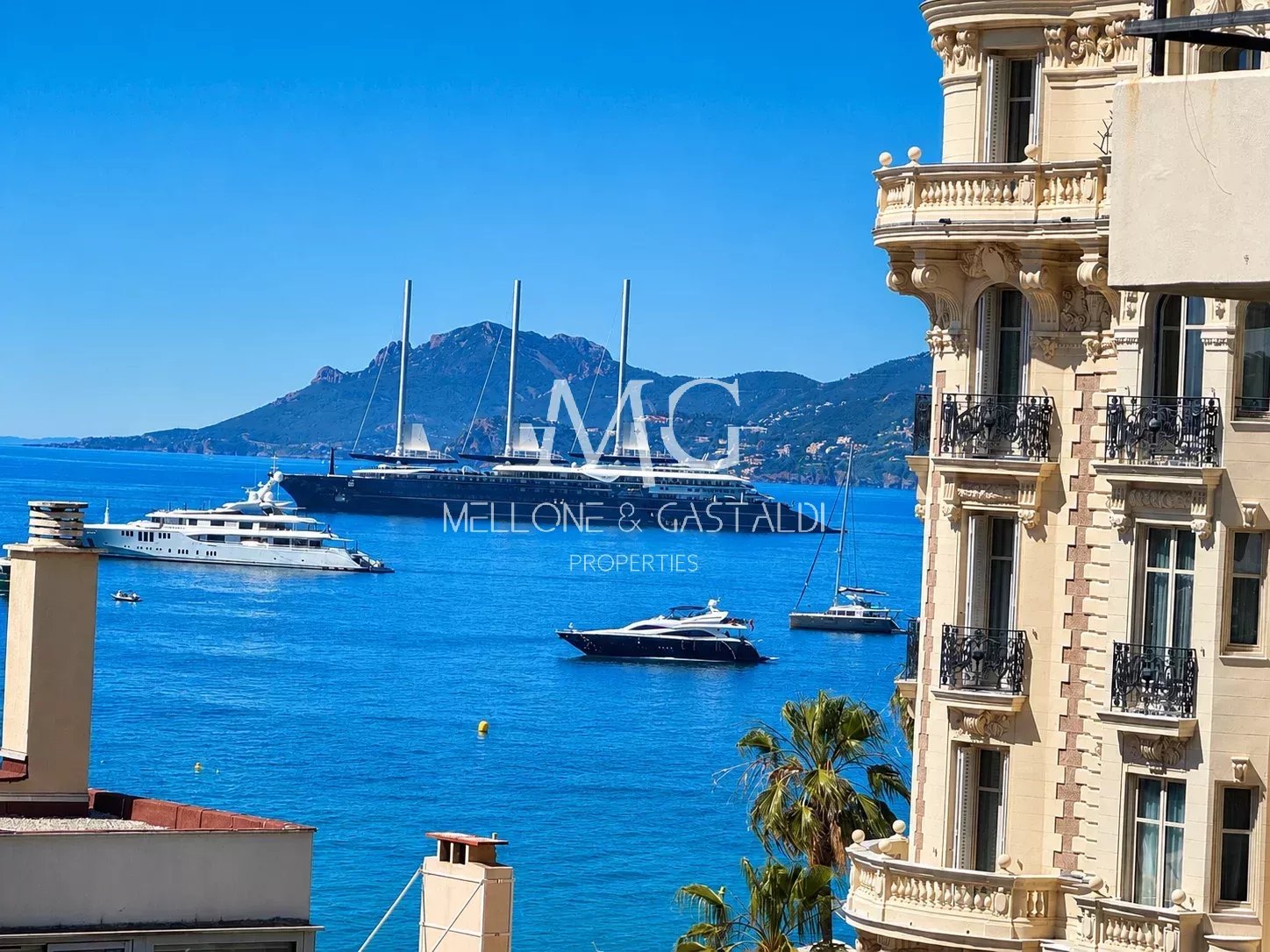 CANNES | CROISETTE | LES JARDINS DE LA CROISETTE | RENOVATED 1-BEDROOM APARTMENT | SEA VIEW | DOUBLE GARAGE