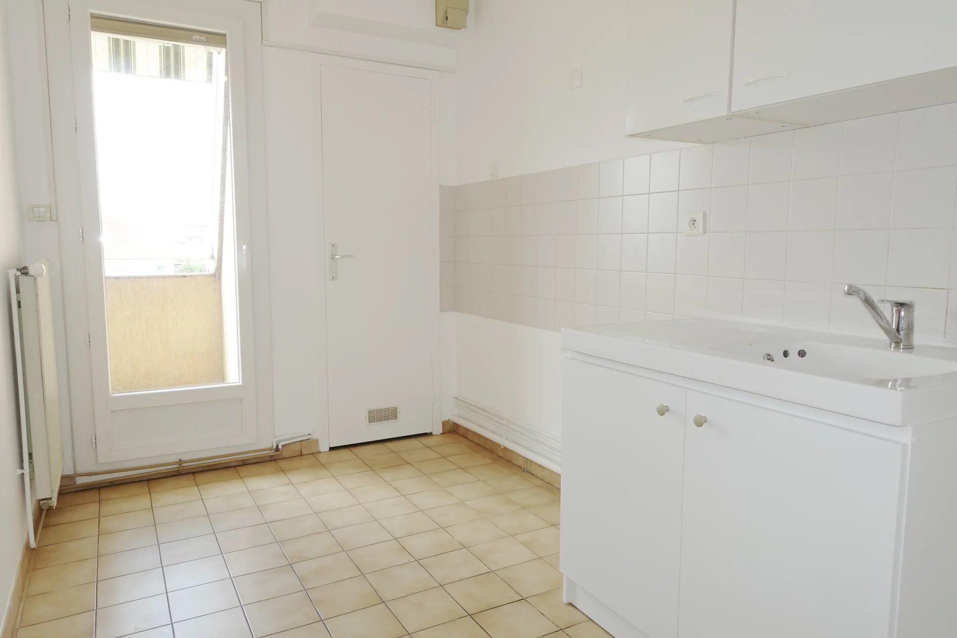 T3 de 67 m² + Garage de 50 m² + Balcon — photo 3
