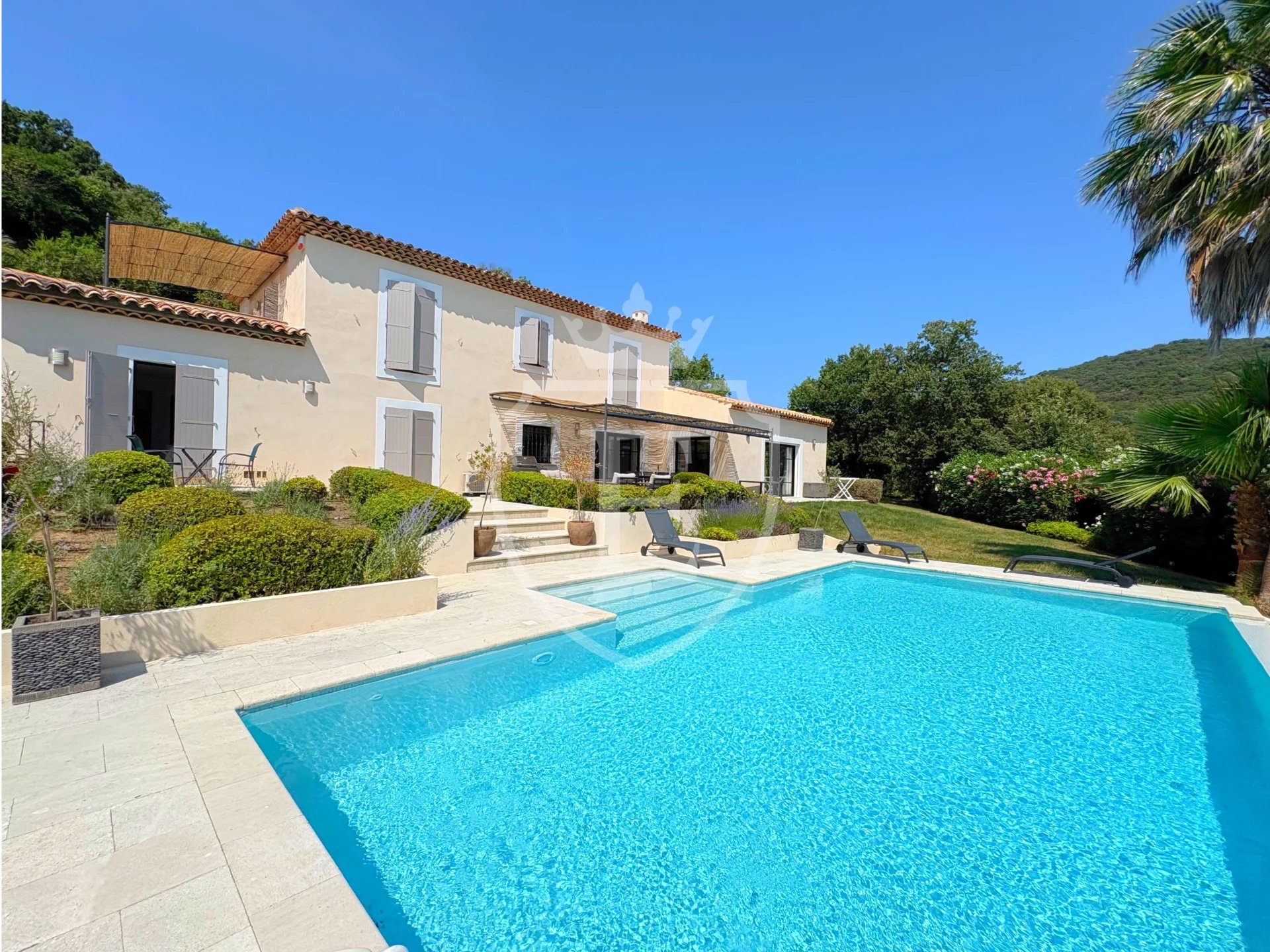 Agence immobilière de Ellington International