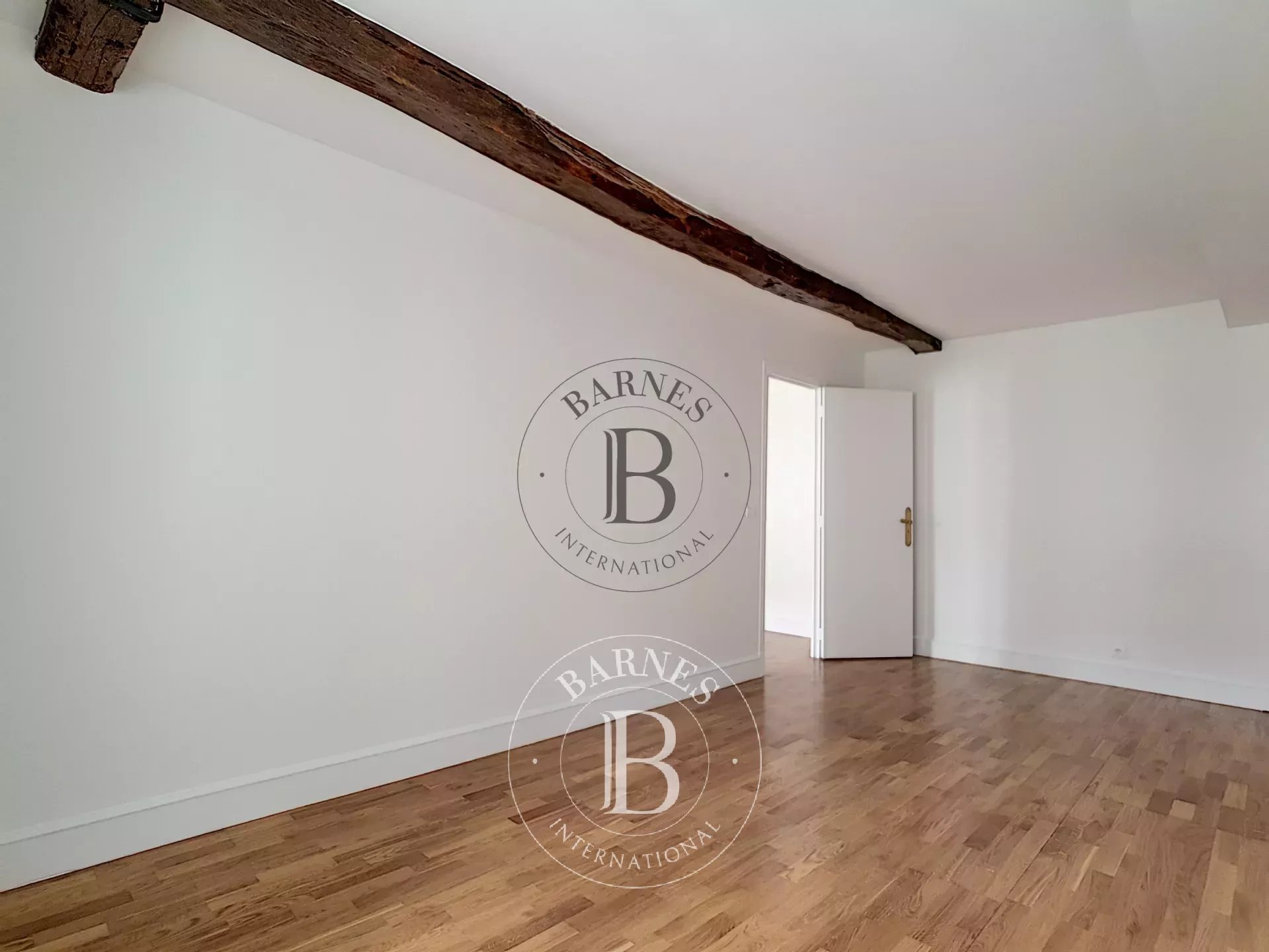 Daire Paris 8ème - picture 5