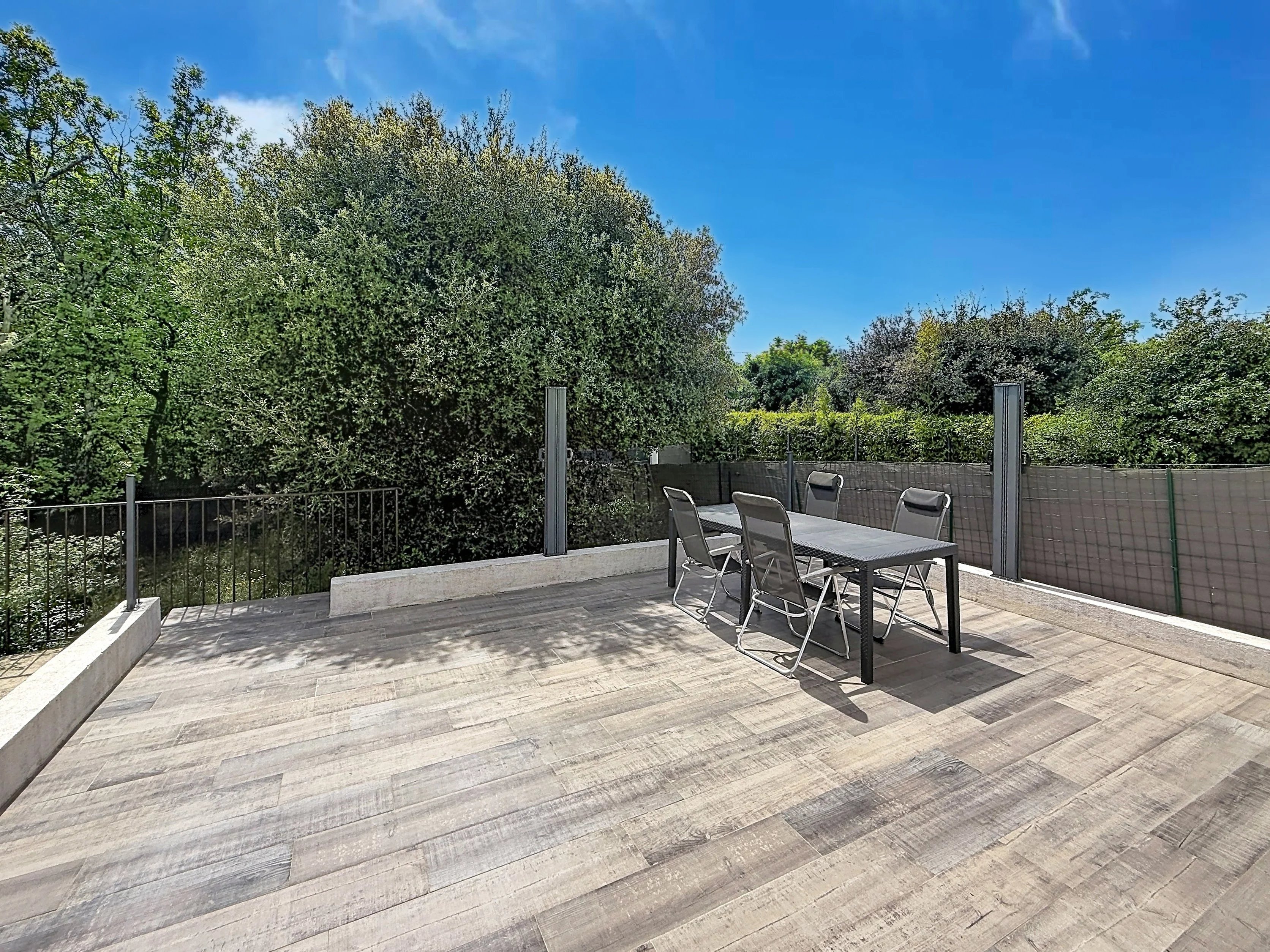 Exceptional Contemporary Estate with 3 Guest Houses