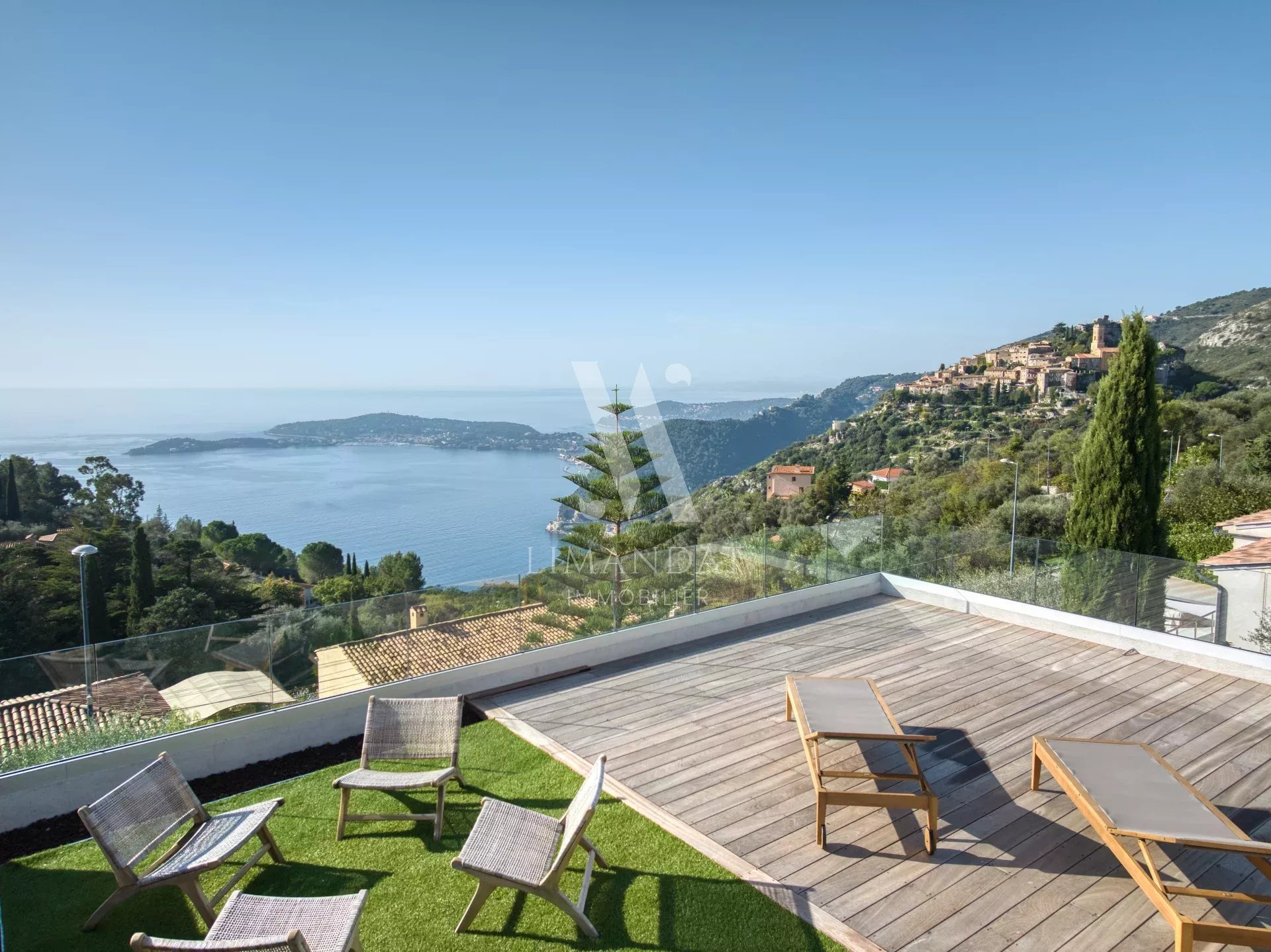 Eze - Exceptional villa with sea and village views