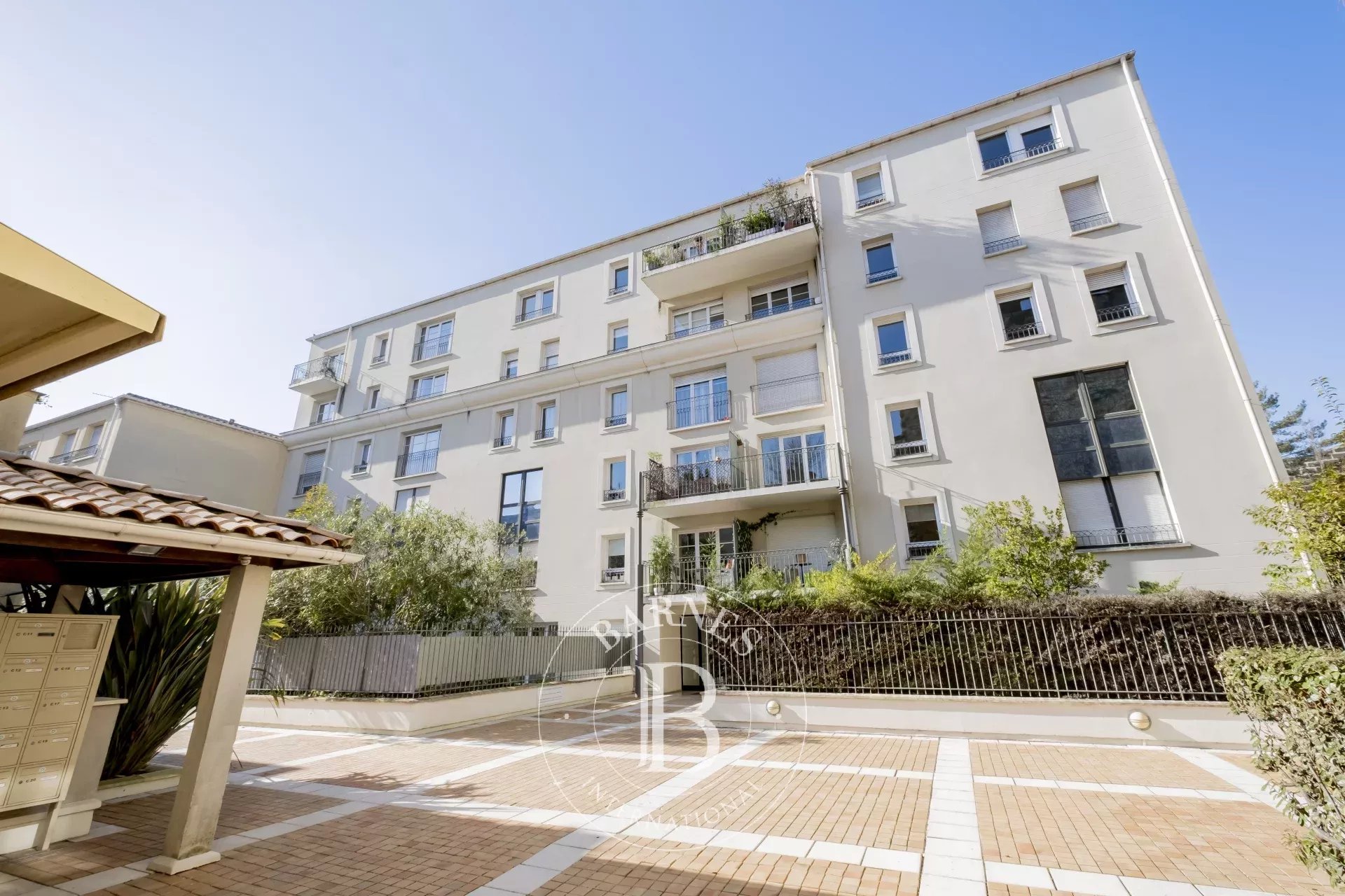 Daire Bordeaux - picture 14