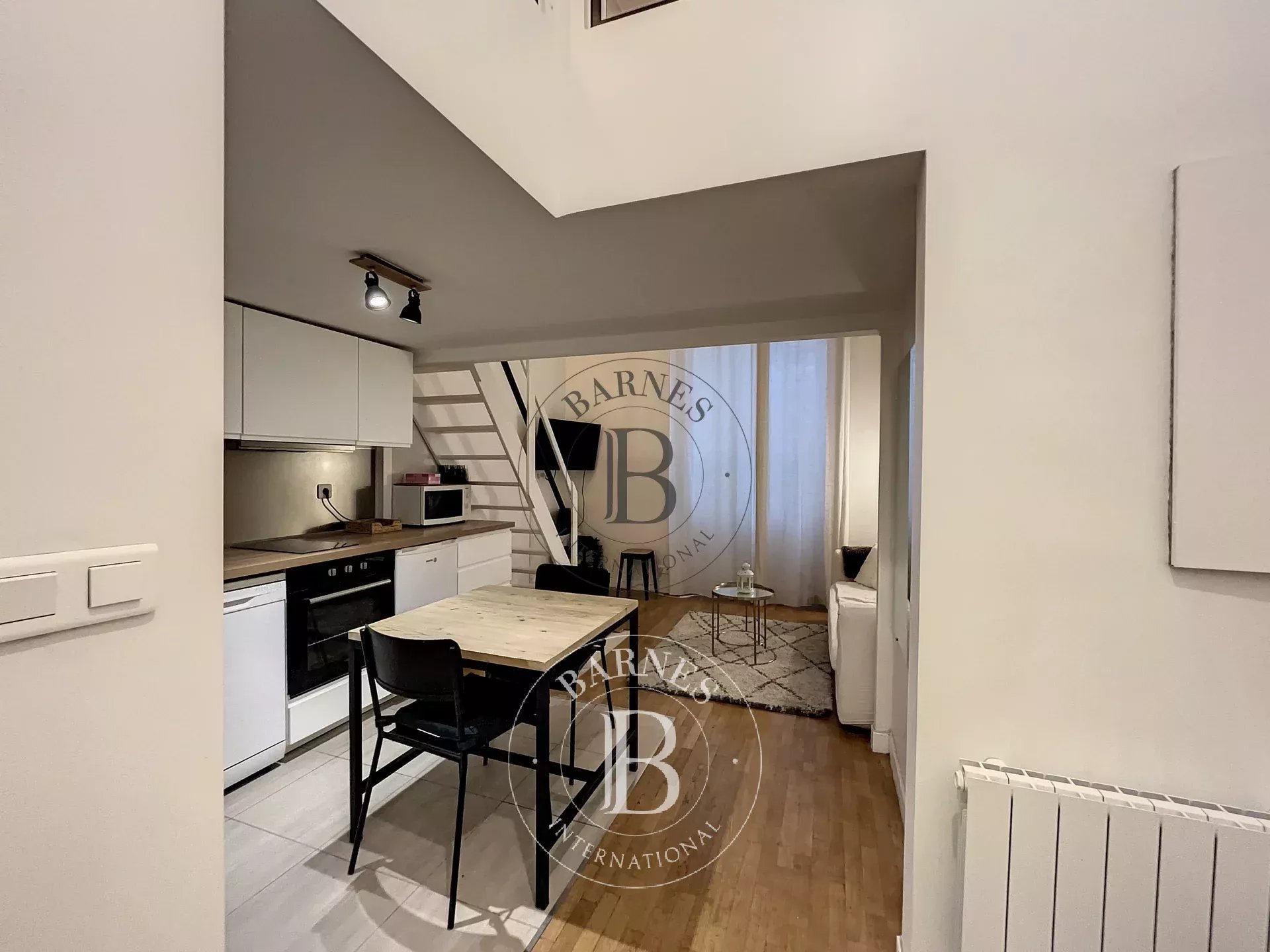 Daire Paris 8ème - picture 4