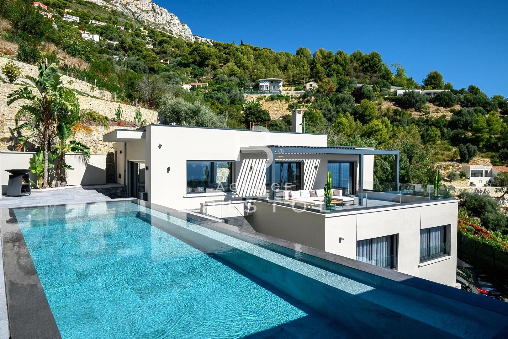 Contemporary Villa in Eze - Near Monaco