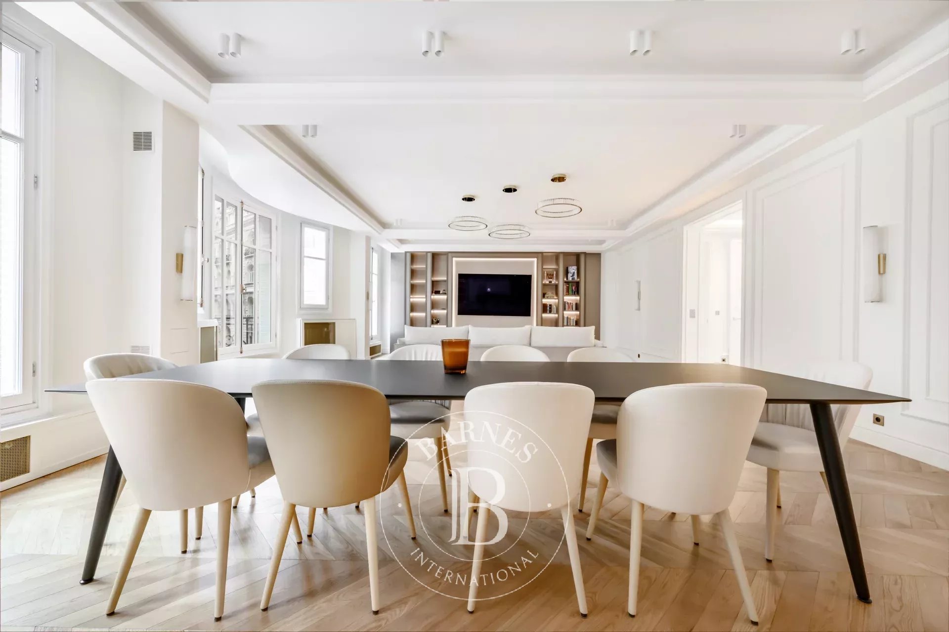 Daire Paris 8ème - picture 18