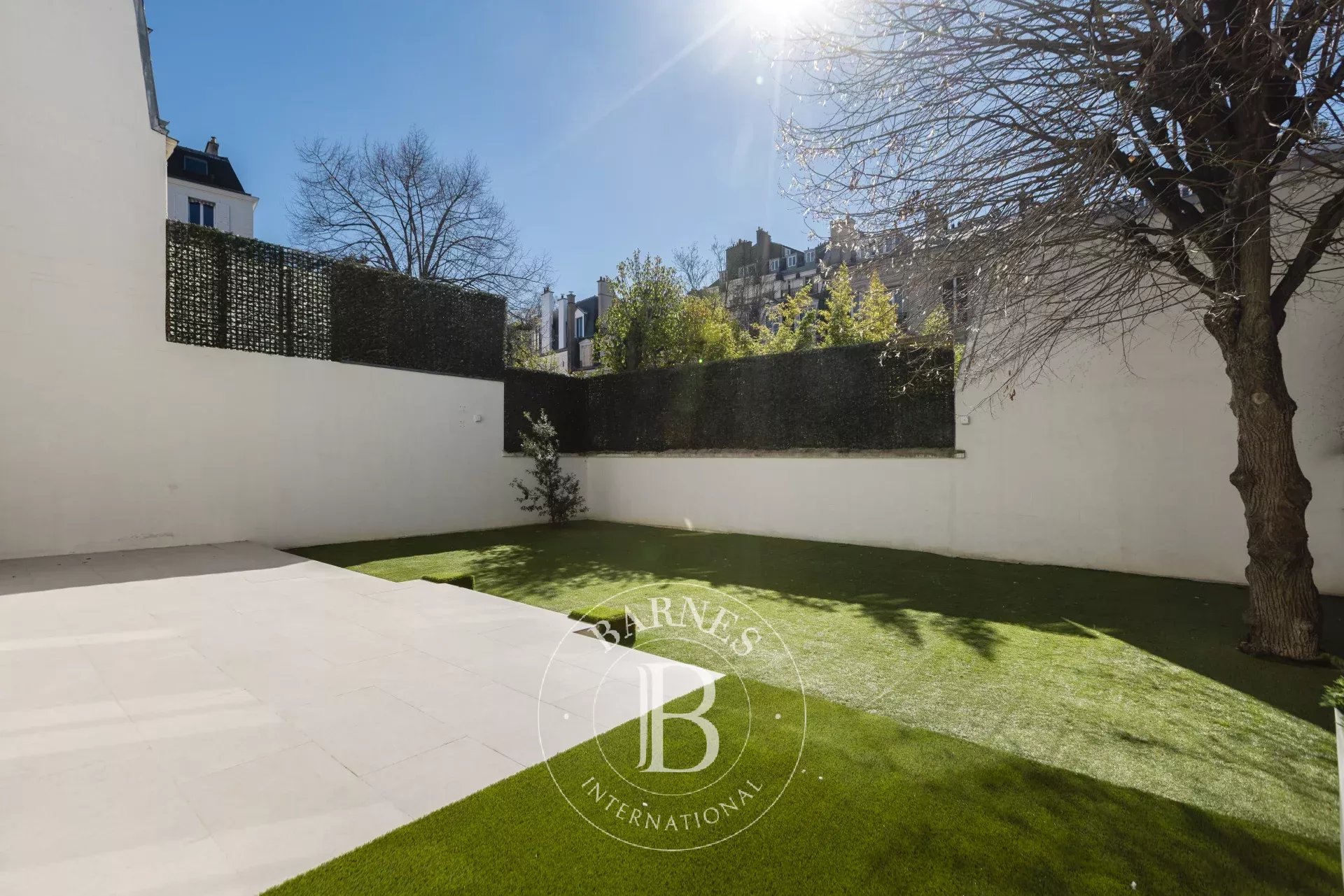 Mansion Neuilly-sur-Seine  -  ref 86835127 (picture 3)