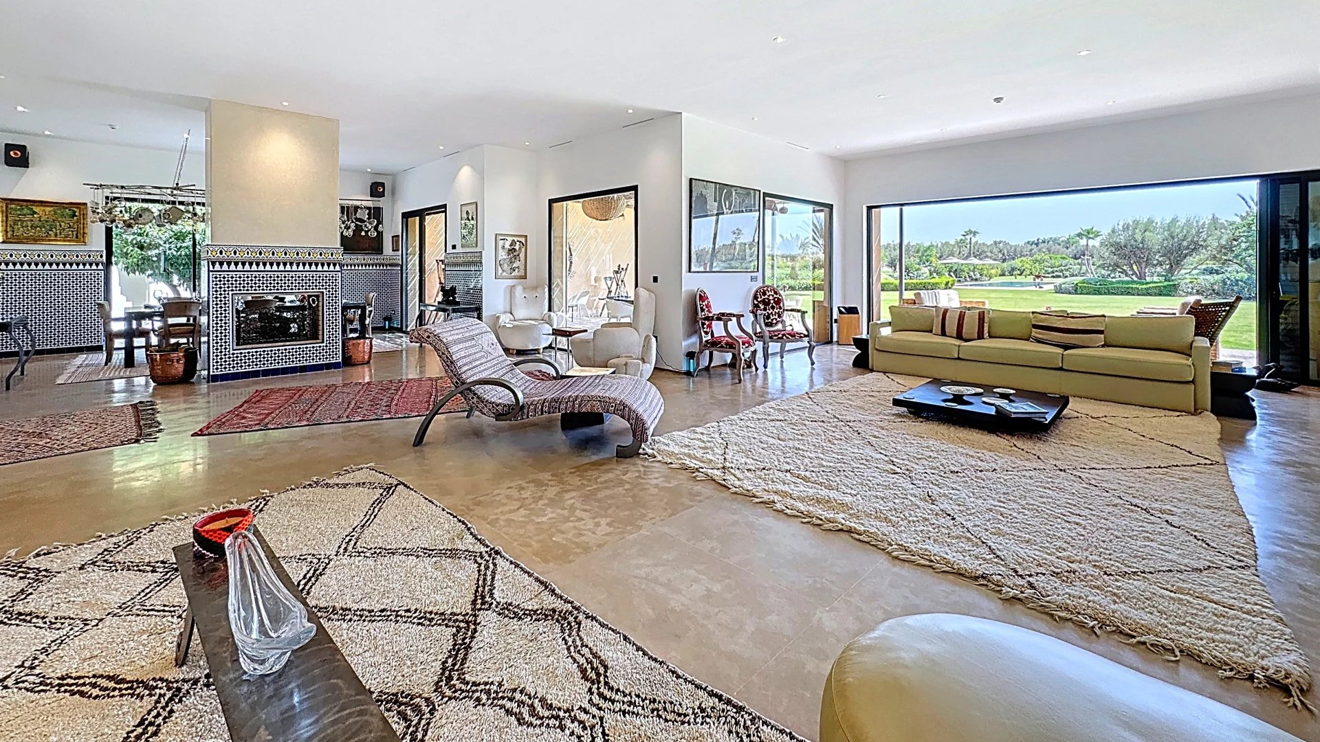 VILLA WITH BREATHTAKING VIEWS OF THE ATLAS.