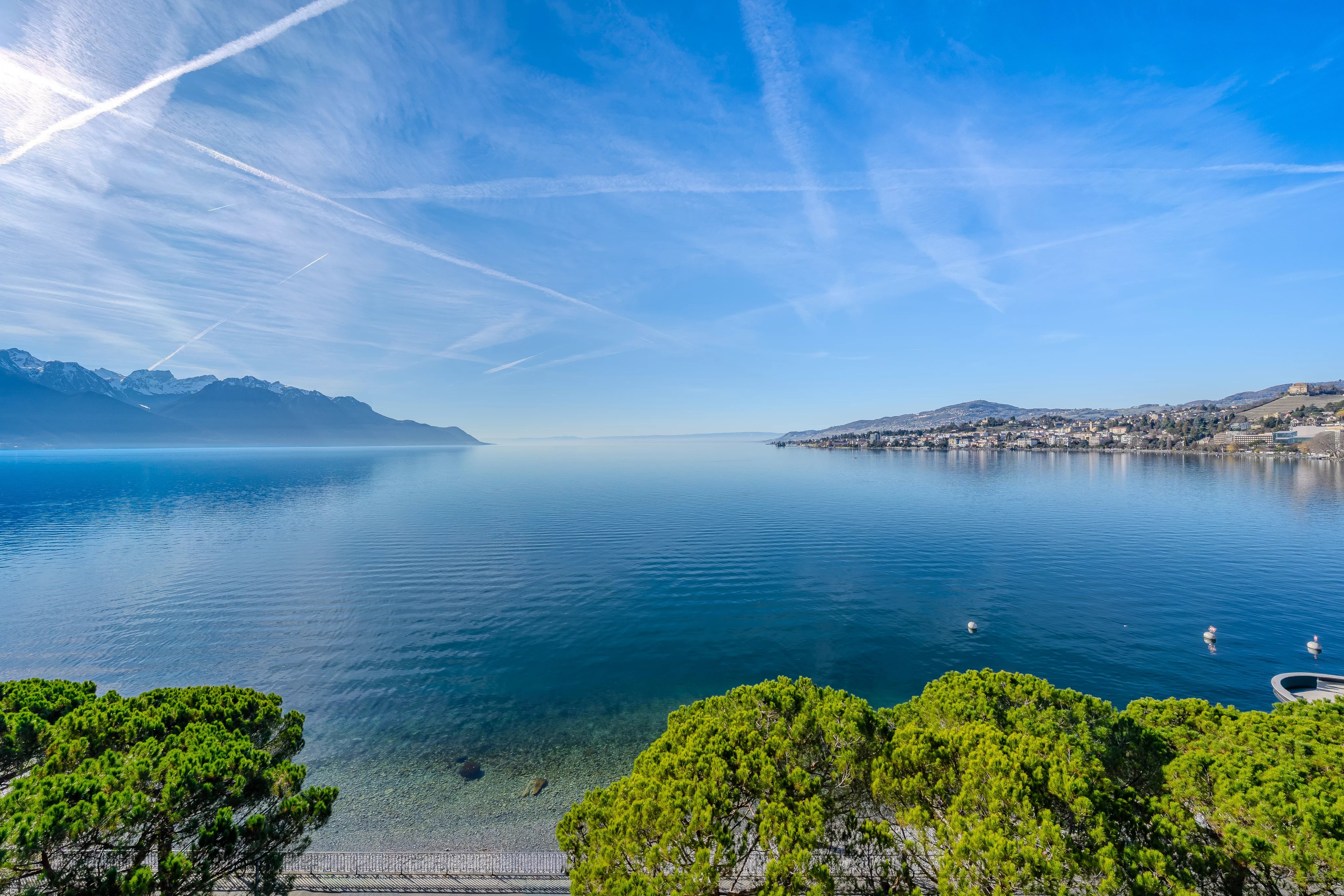 Appartement de 3.5 pièces en première ligne lac