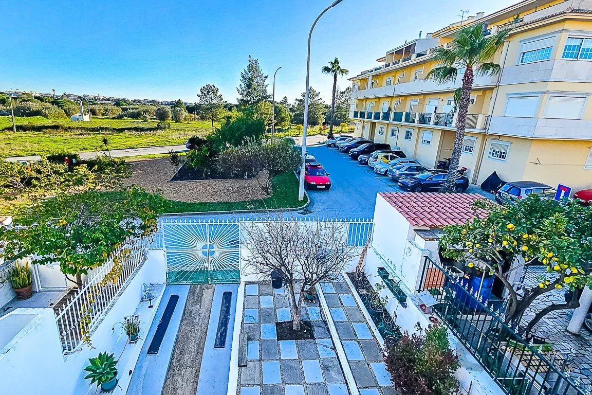 Three-bedroom house with potential for rental income – Gambelas, Montenegro 86834316 image 32