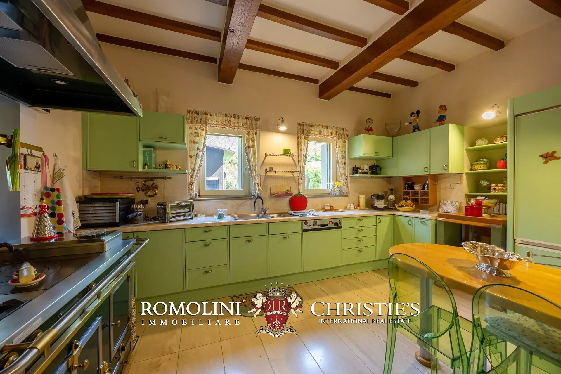 4 Bedroom Villa/Townhouse's Image 42