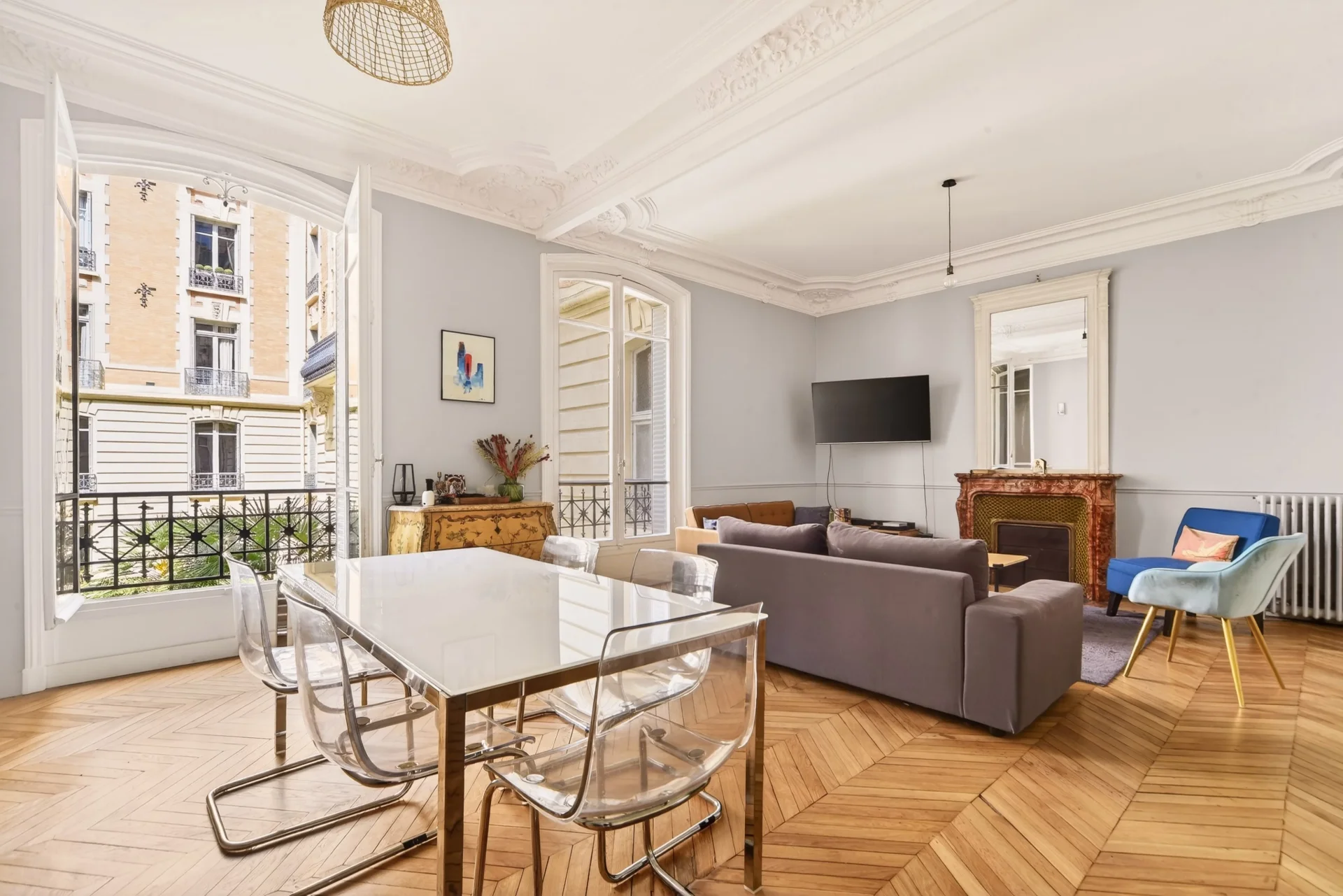 Paris 9e - LIÈGE / NOUVELLE ATHÈNES