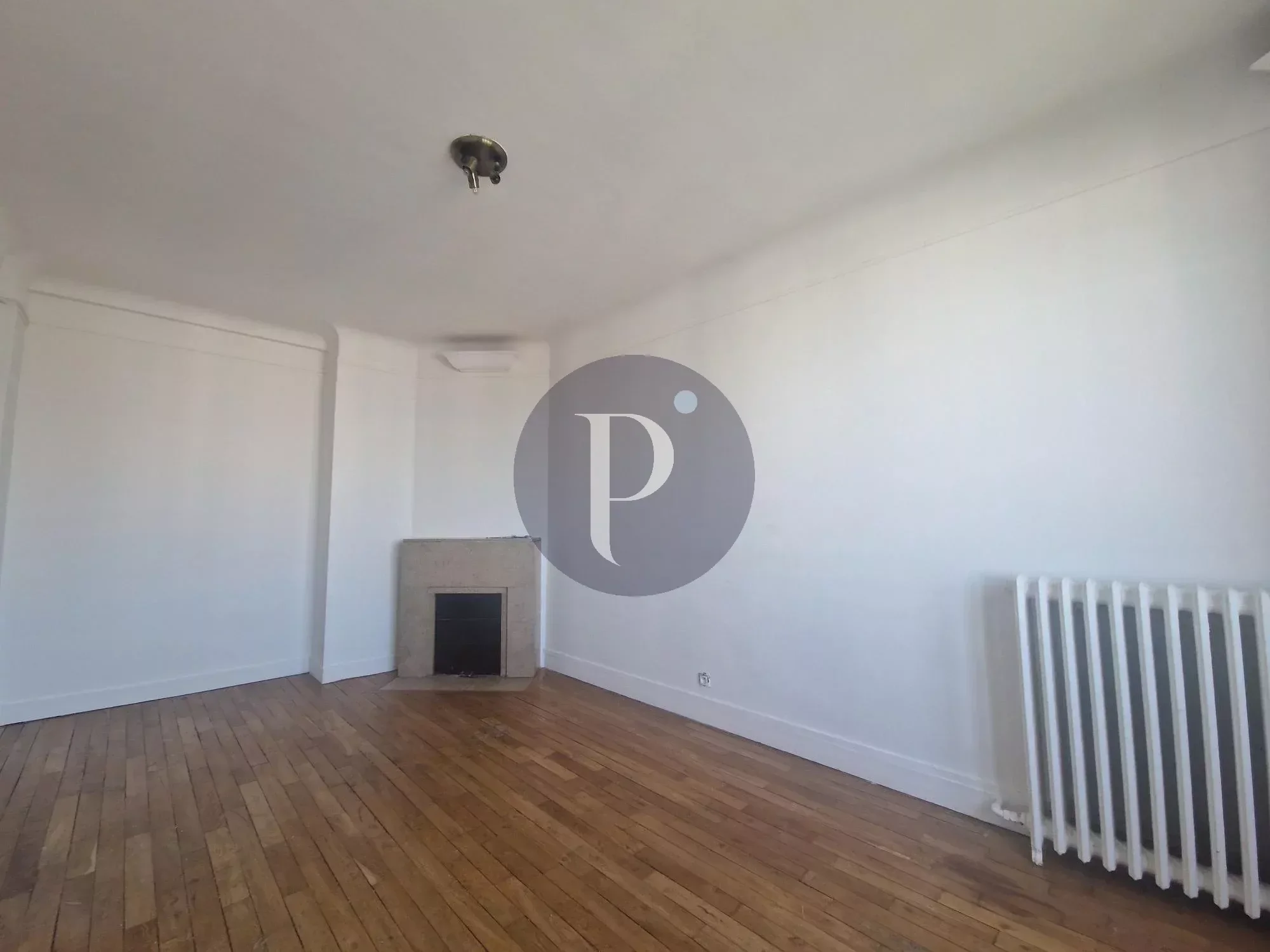 vente-appartement-2-pieces-le-kremlin-bicetre-87113408