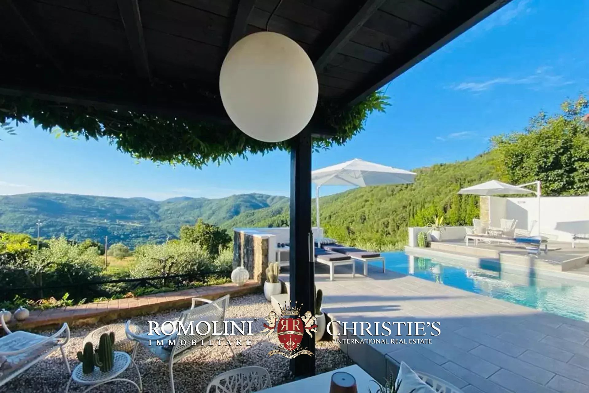6 Bedroom Villa/Townhouse's Image 28