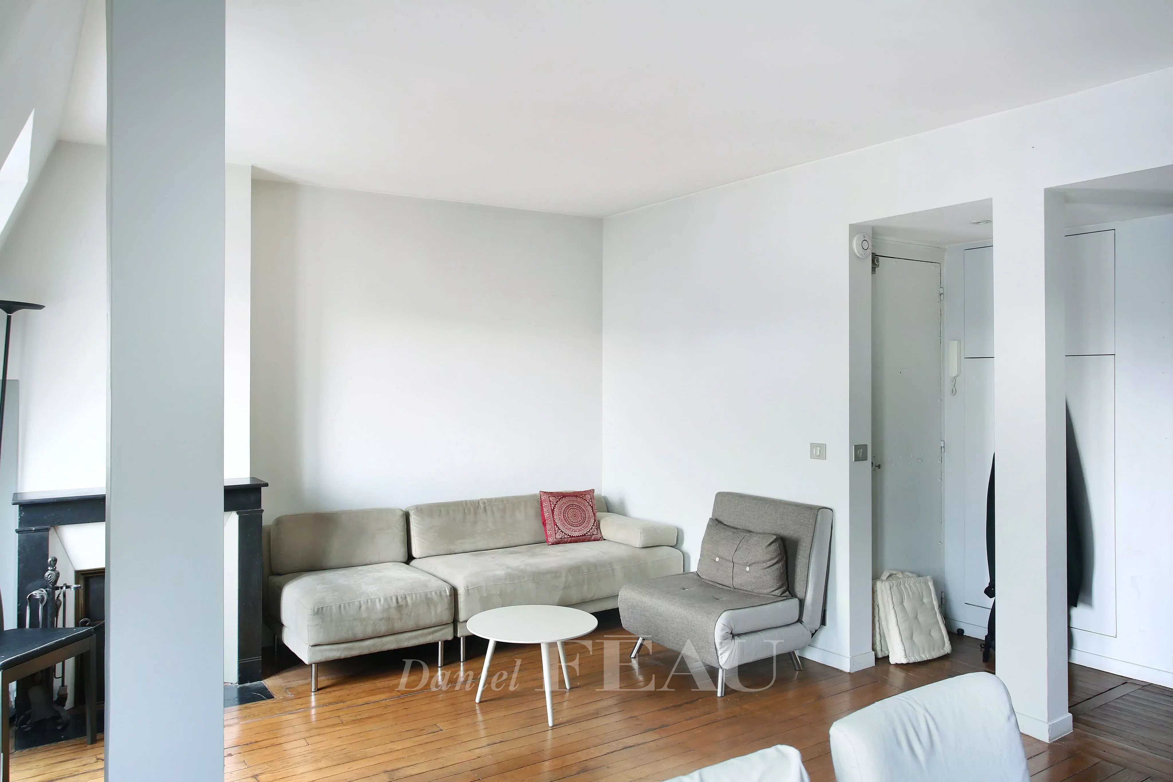 Living-room Wooden floor