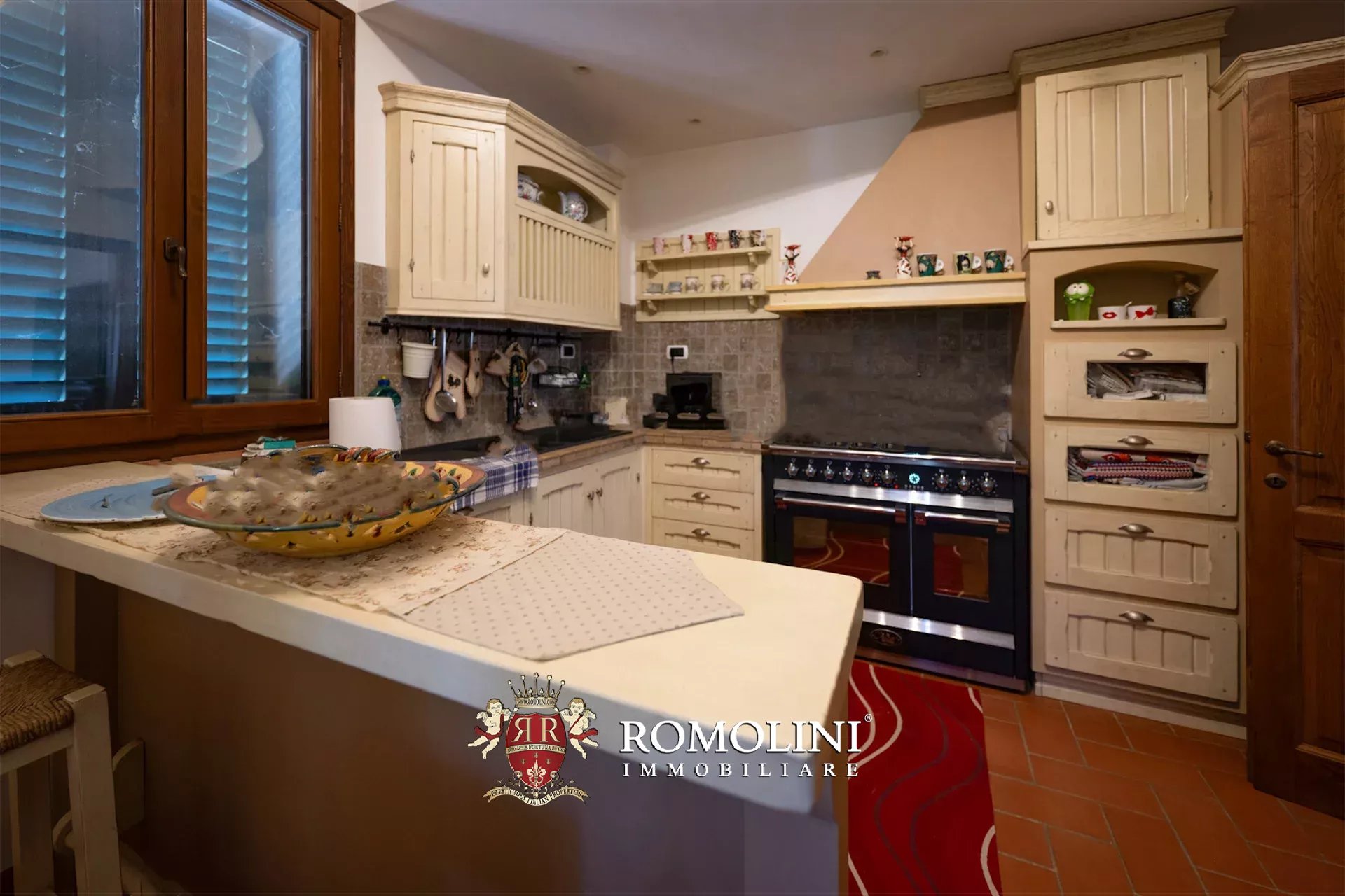 3 Bedroom Vineyard's Image 6