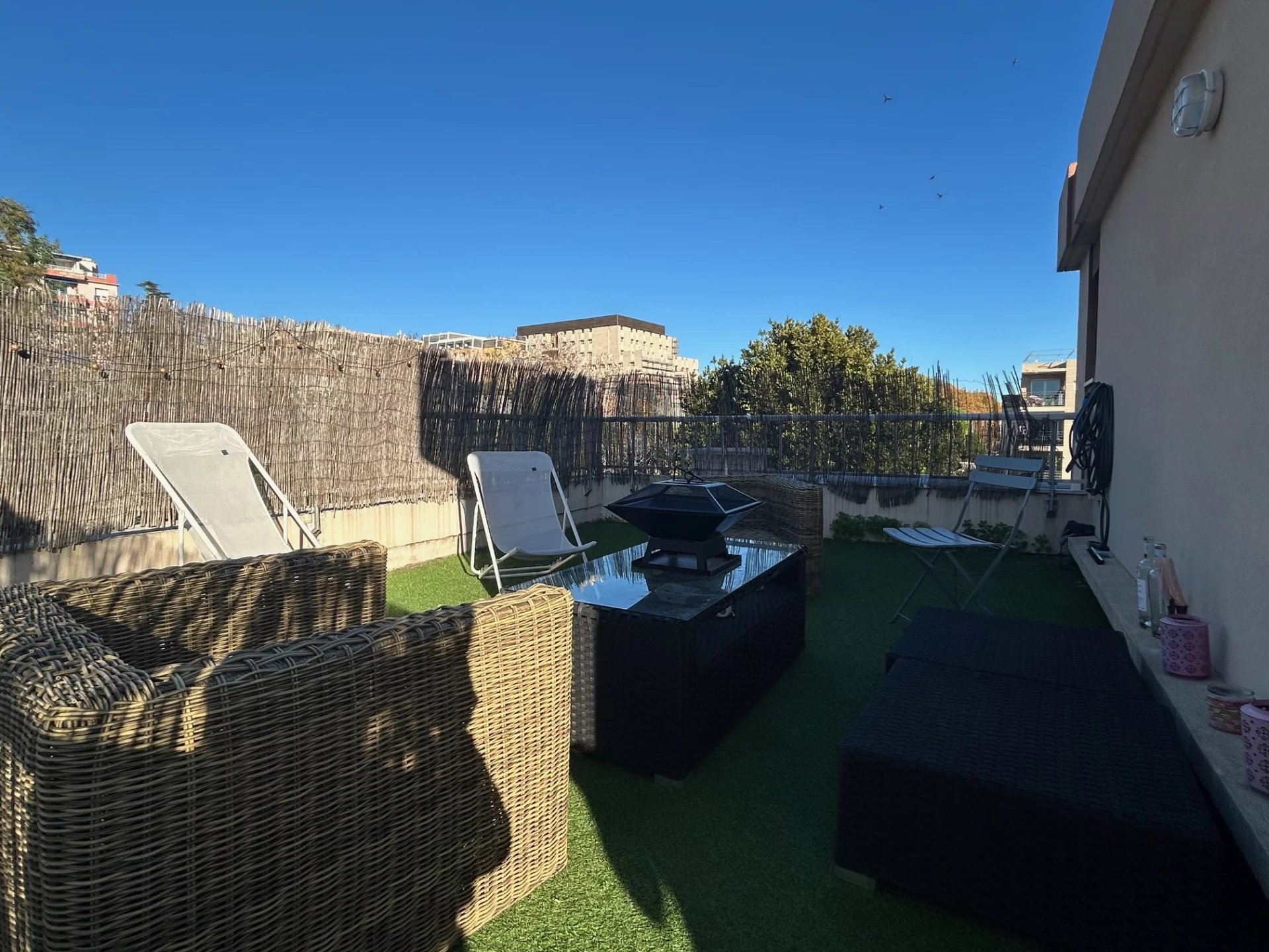 2P Dernier Etage - Les Vespins - Saint Laurent du Var