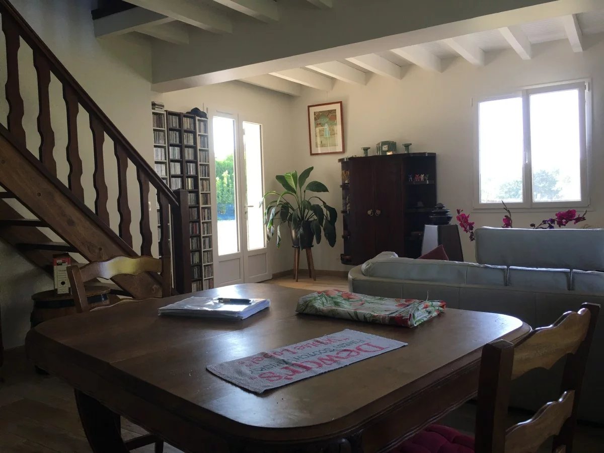 Maison restaurée vue Pyrénées