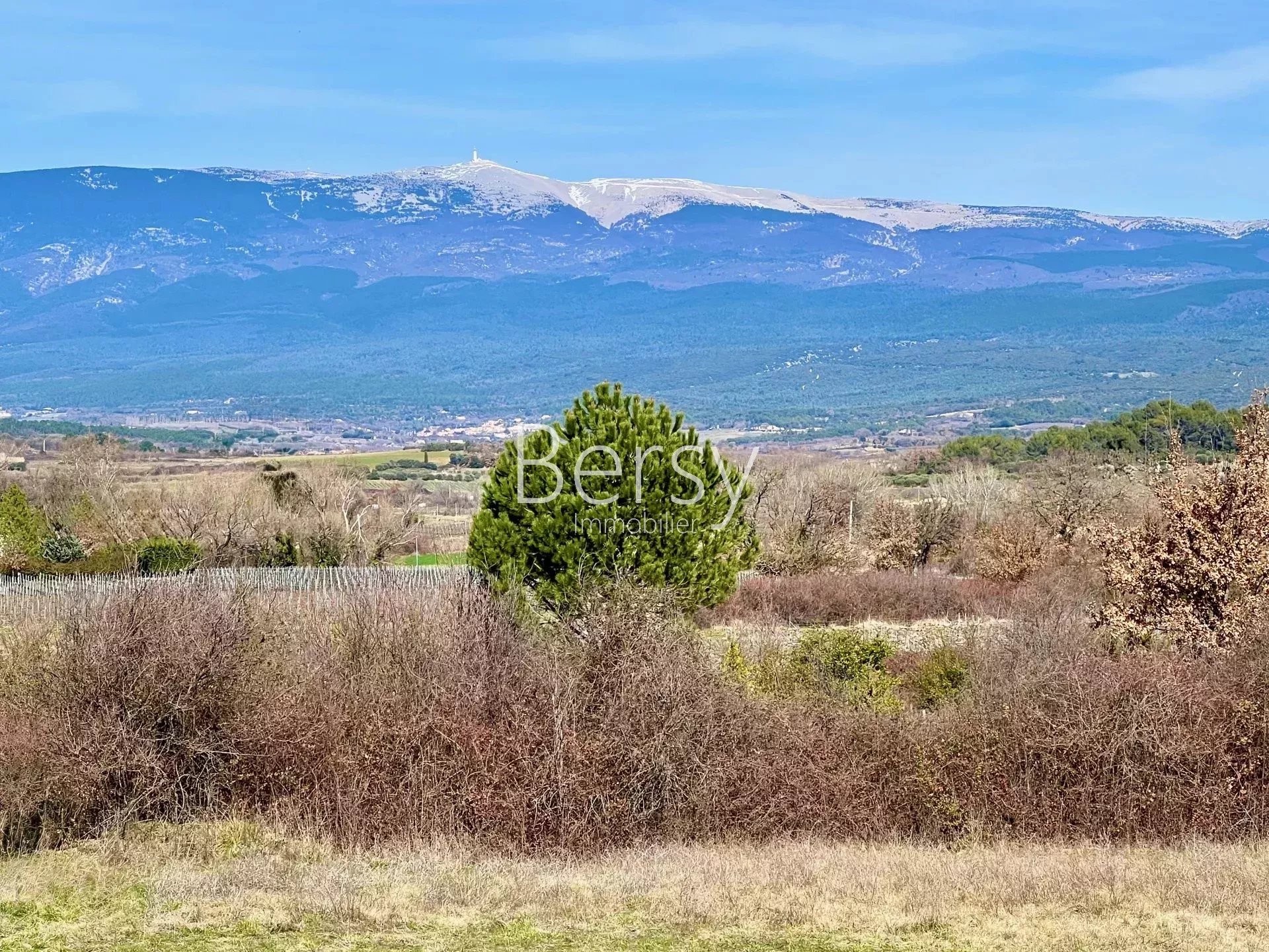 Terrain constructible de 915 m2 situé au calme - Photo 2