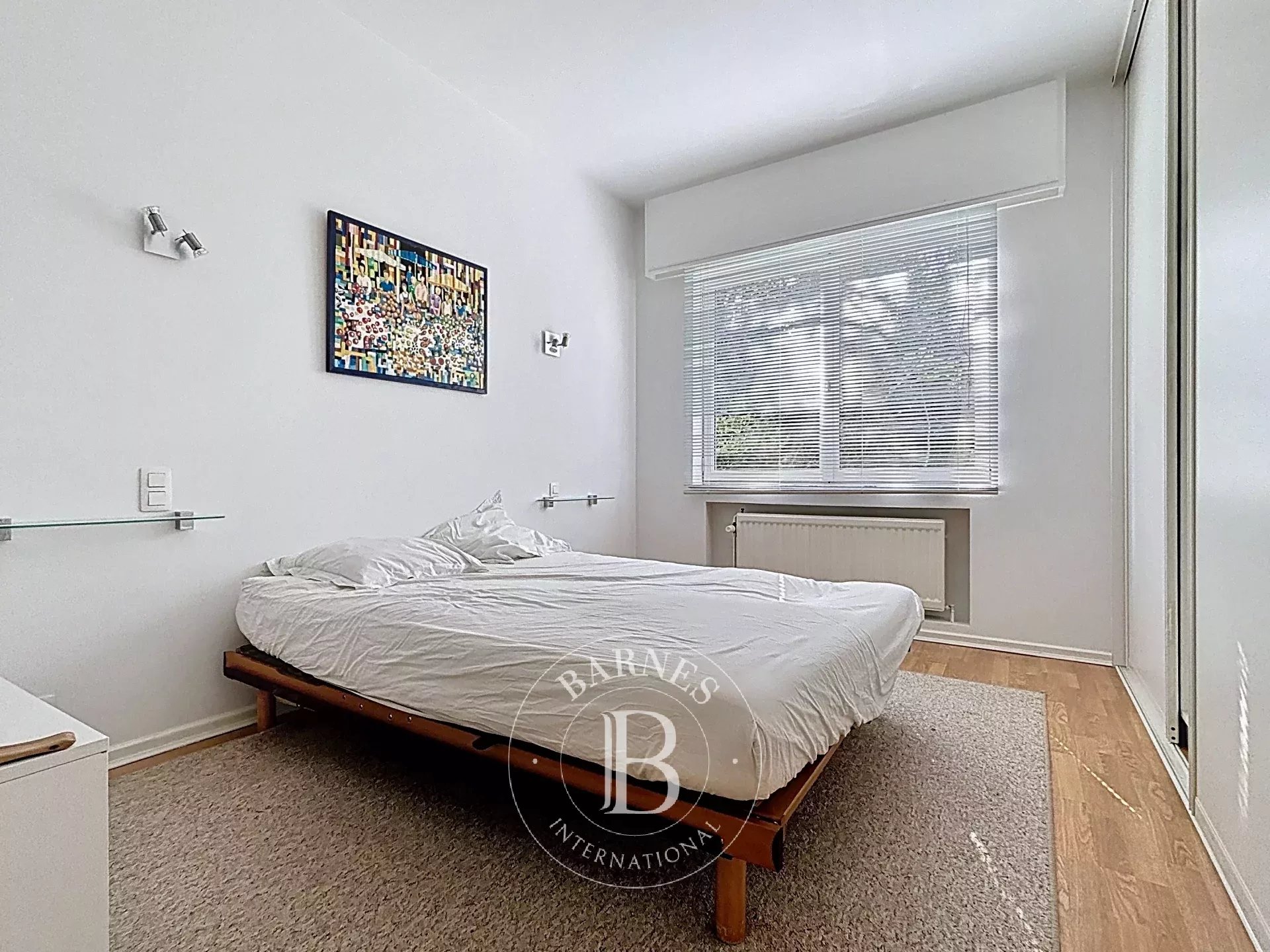 Beautiful 3-bedroom apartment with terrace