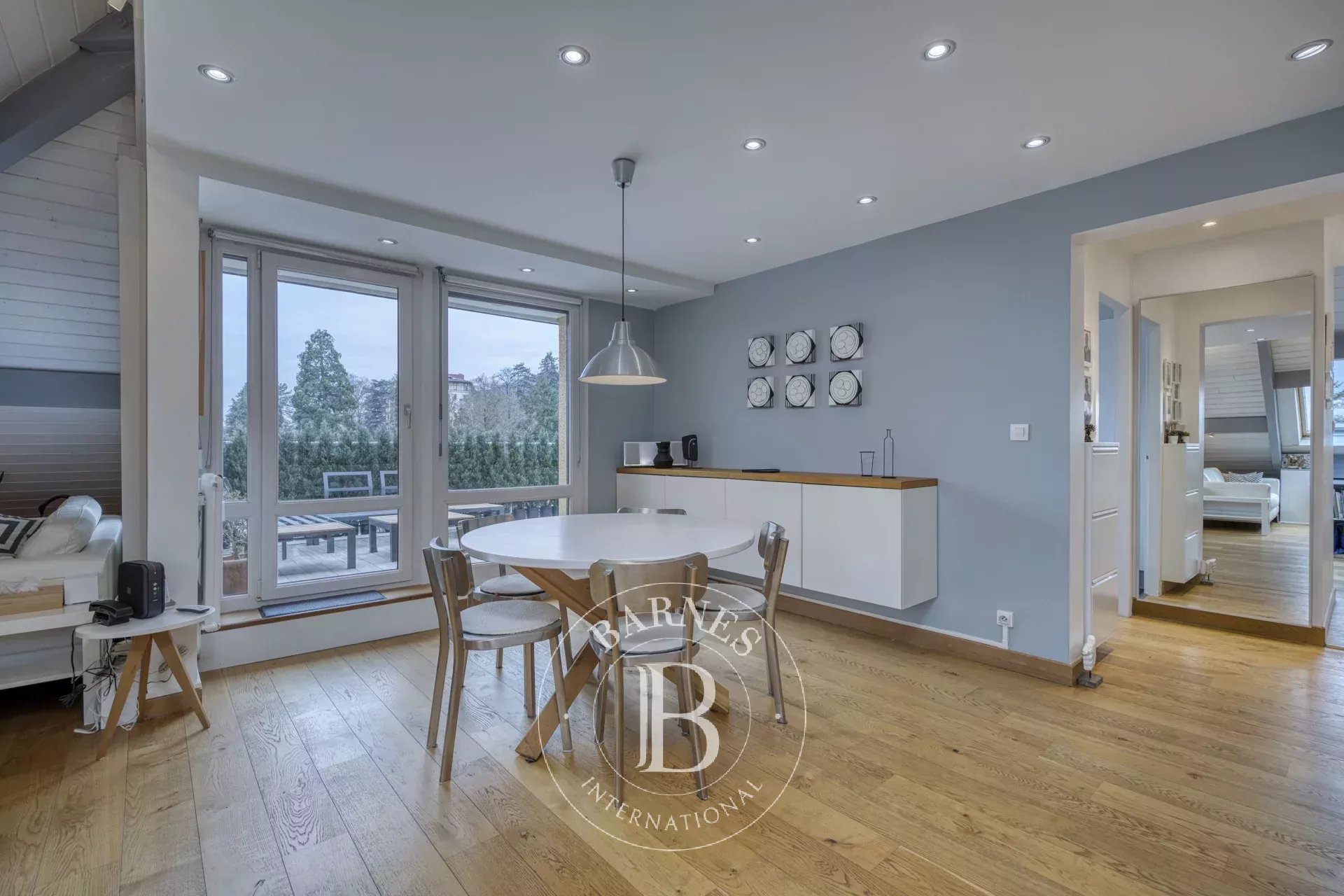 BARNES Pays de Gex – DIVONNE-LES-BAINS – CENTRE-VILLE - APPARTEMENT – 3 CHAMBRES