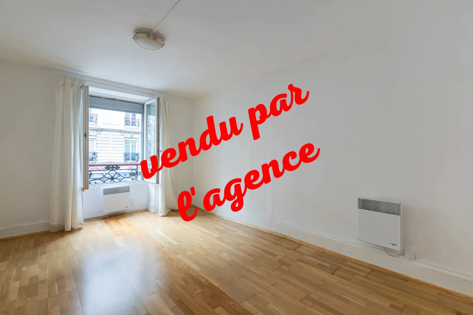 Sale Apartment Paris 18th Clignancourt