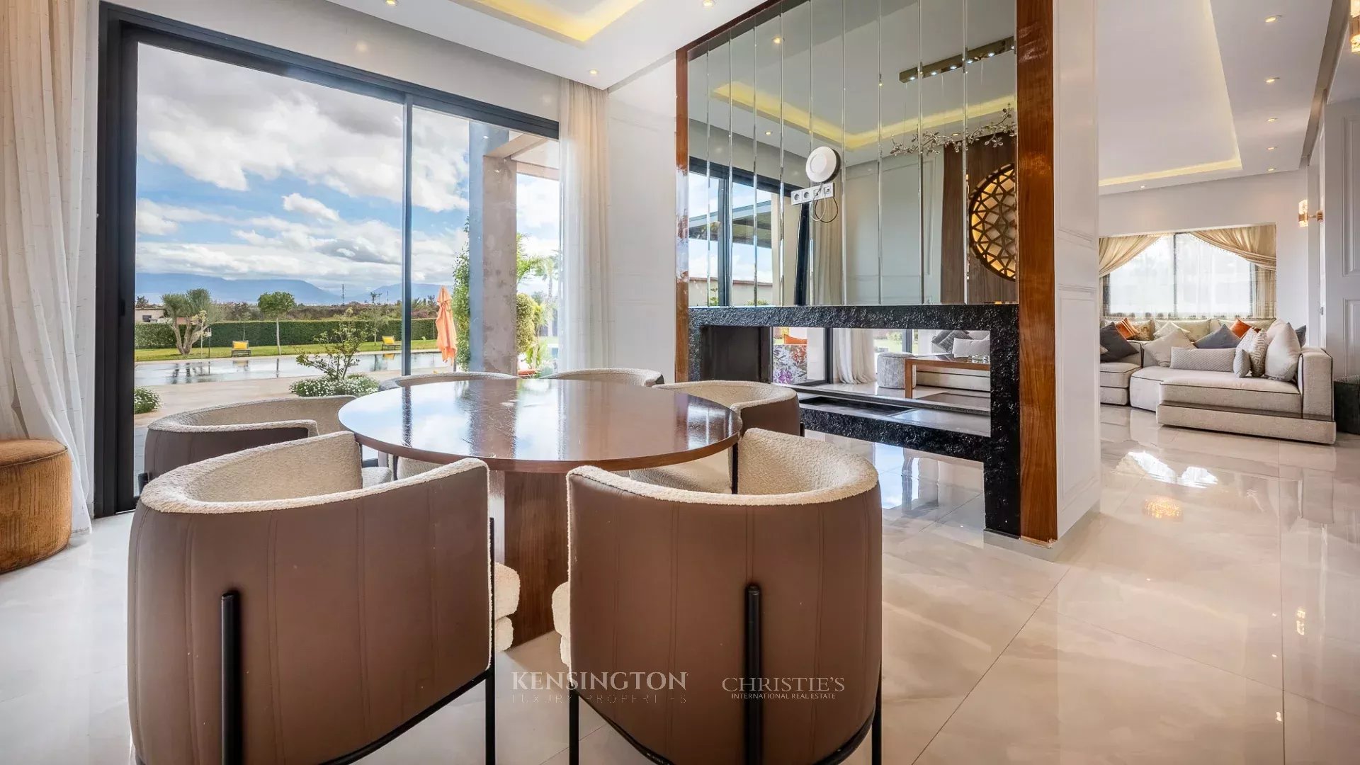 4 Bedroom Villa/Townhouse's Image 23