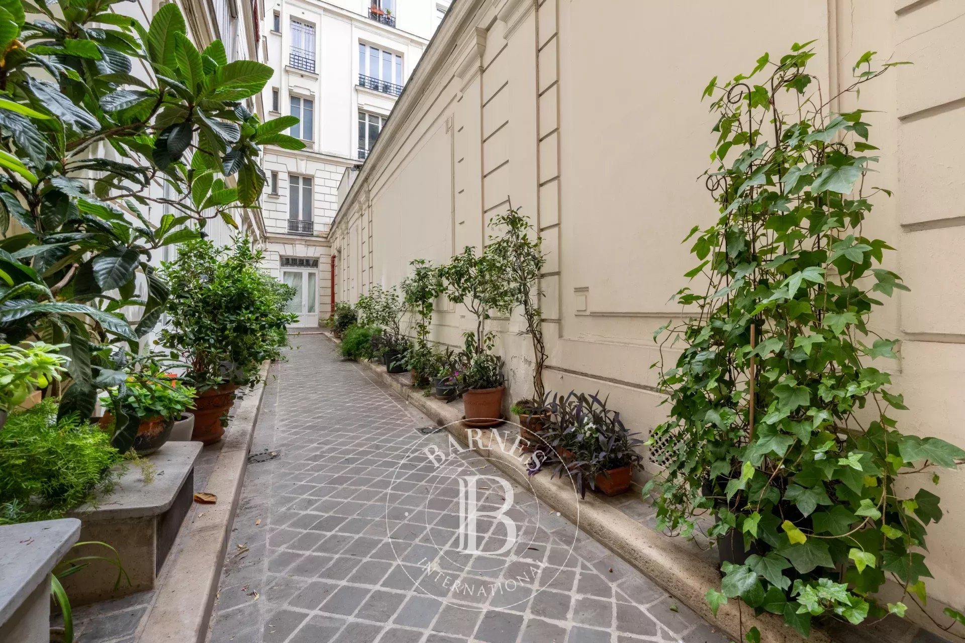 Daire Paris 2ème - picture 10