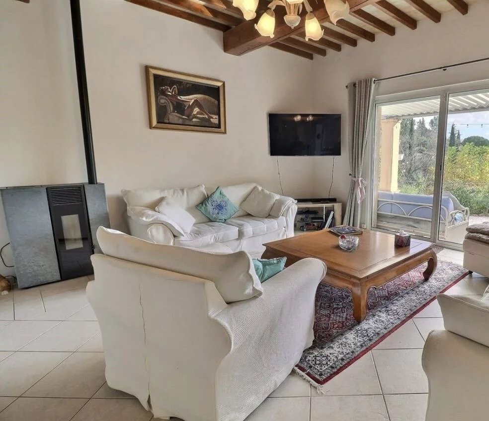 Cotignac 4 bedrooms, swimming pool and view