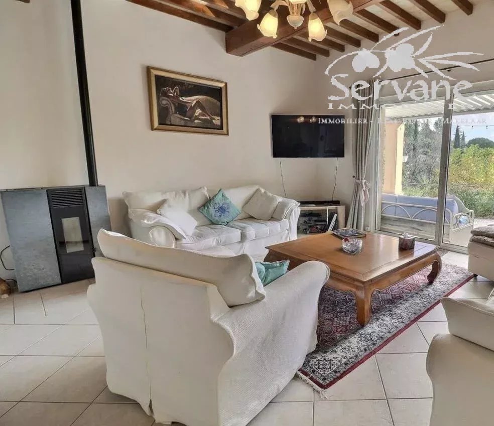 Cotignac 4 bedrooms, swimming pool and view