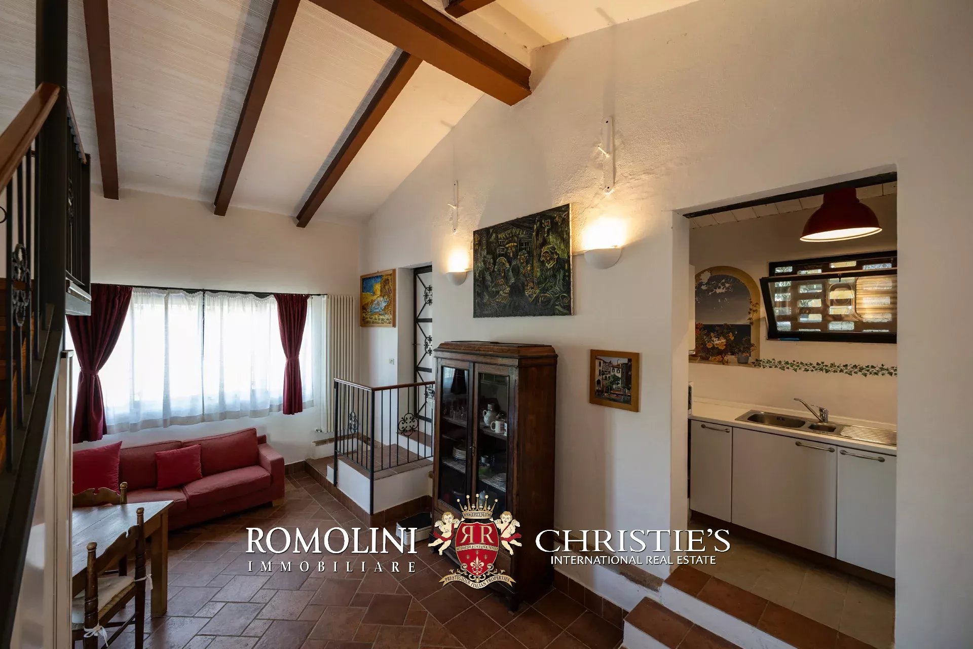 9 Bedroom Villa/Townhouse's Image 94