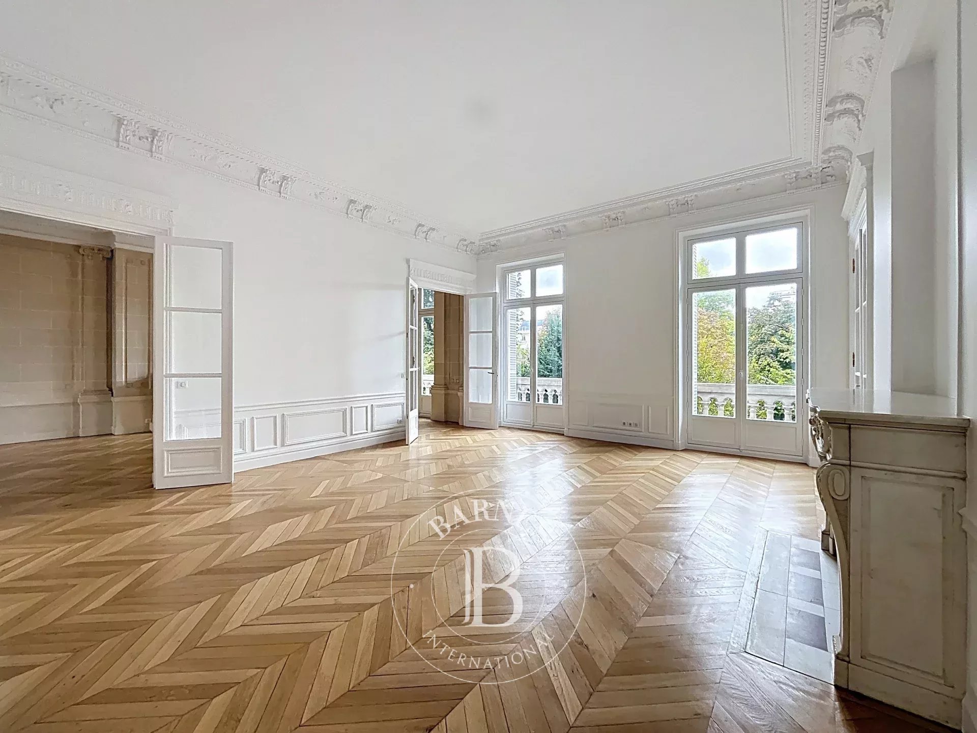 Daire Paris 16ème - picture 12