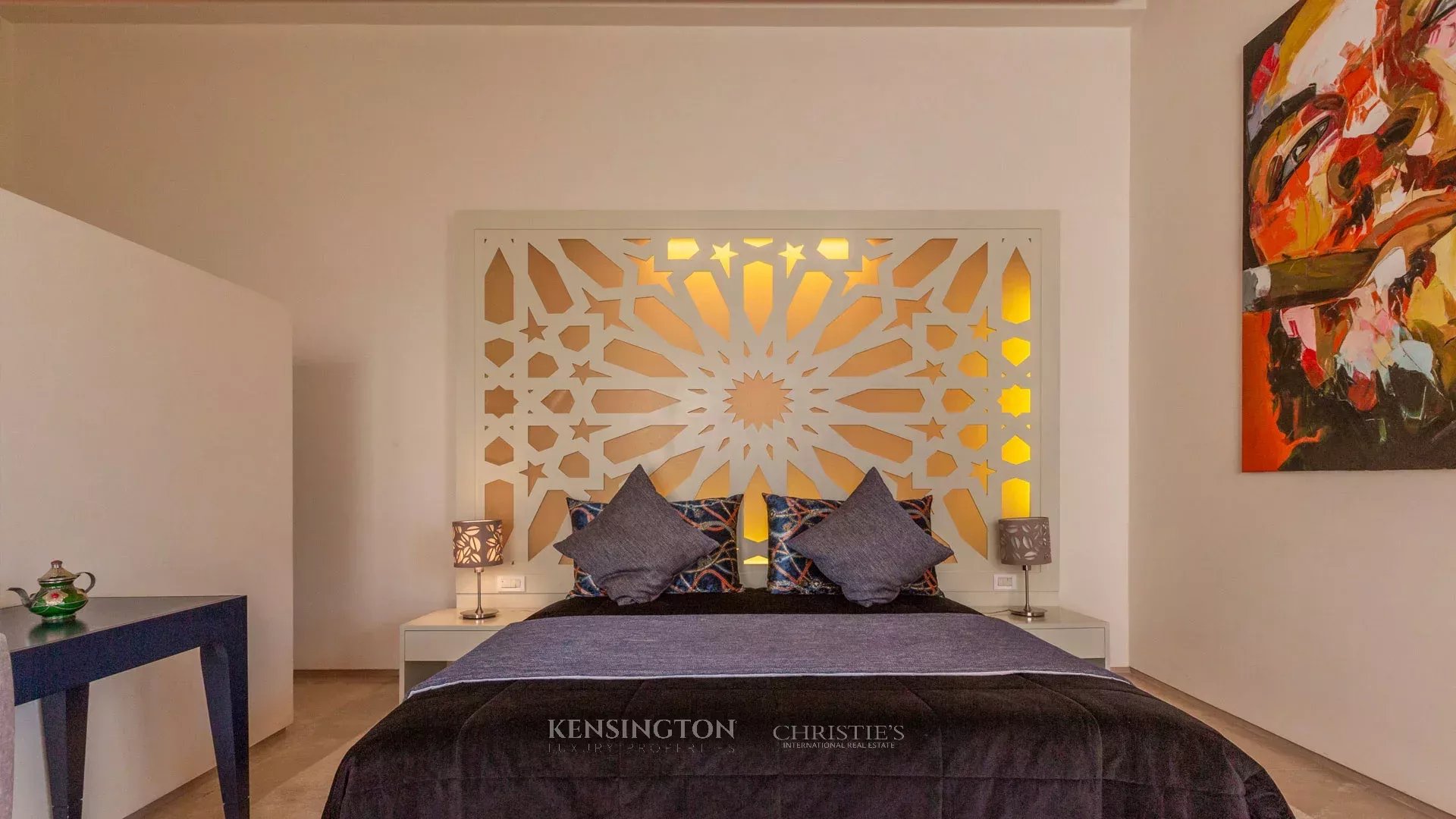 6 Bedroom Villa/Townhouse's Image 25