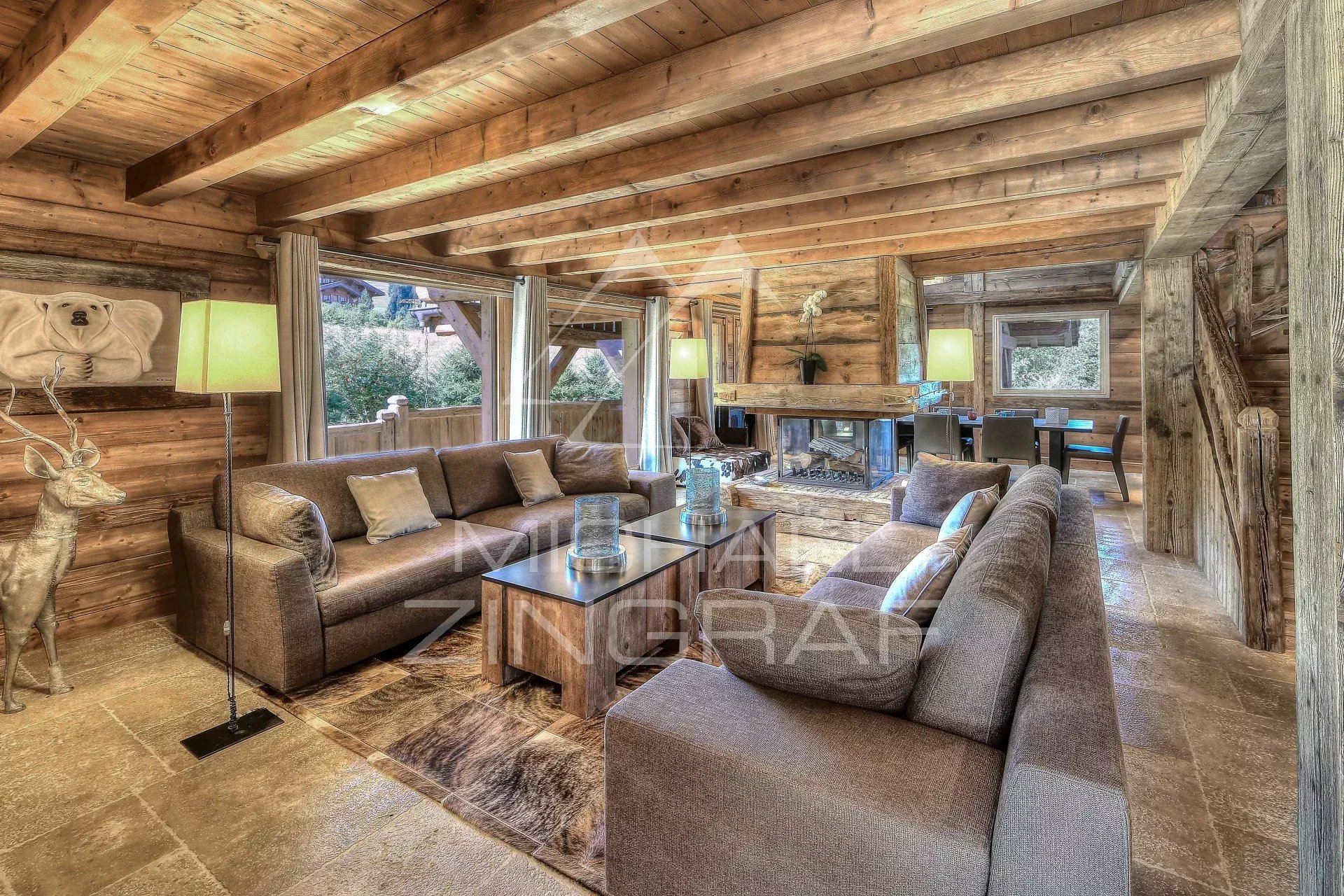 Agence immobilière de 