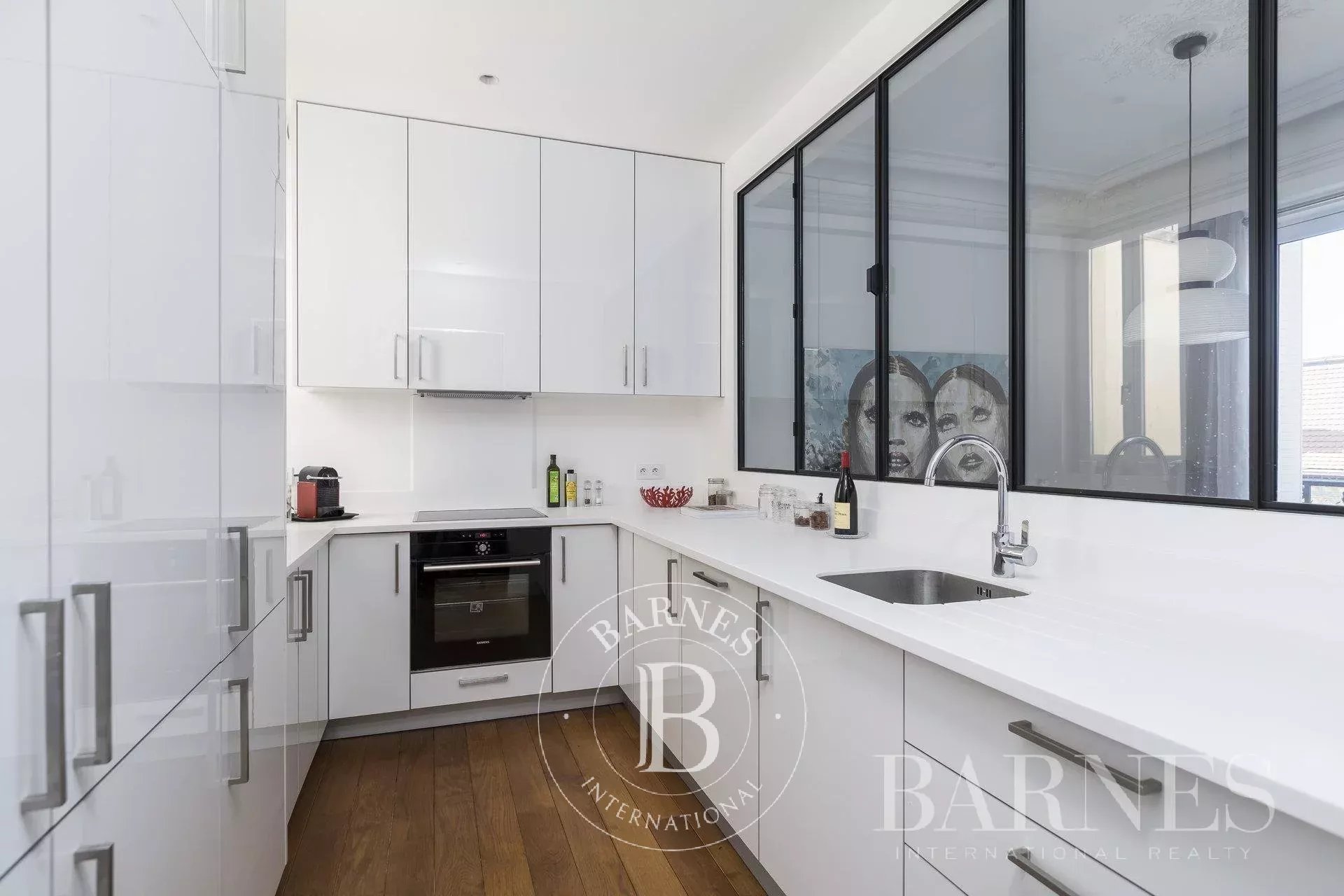 Daire Paris 8ème - picture 9