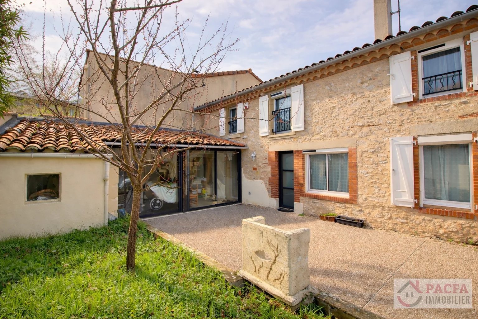 Agence immobilière de 