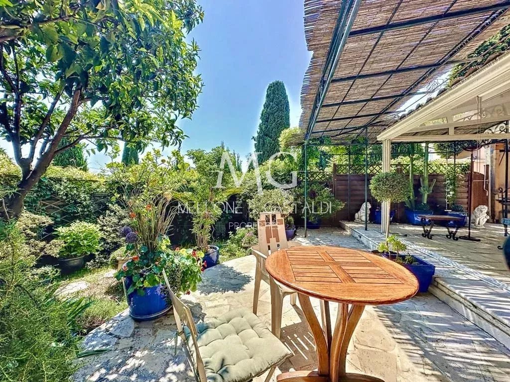 Mougins | Villa Jumelée avec jardin de 80m2 | Piscine