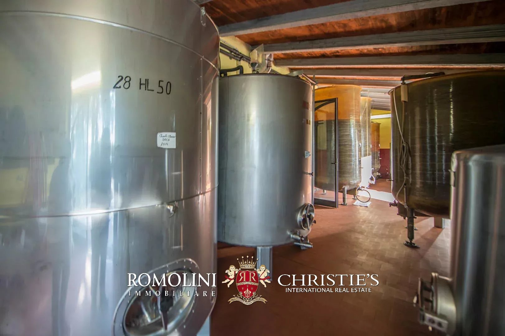 4 Bedroom Vineyard's Image 21