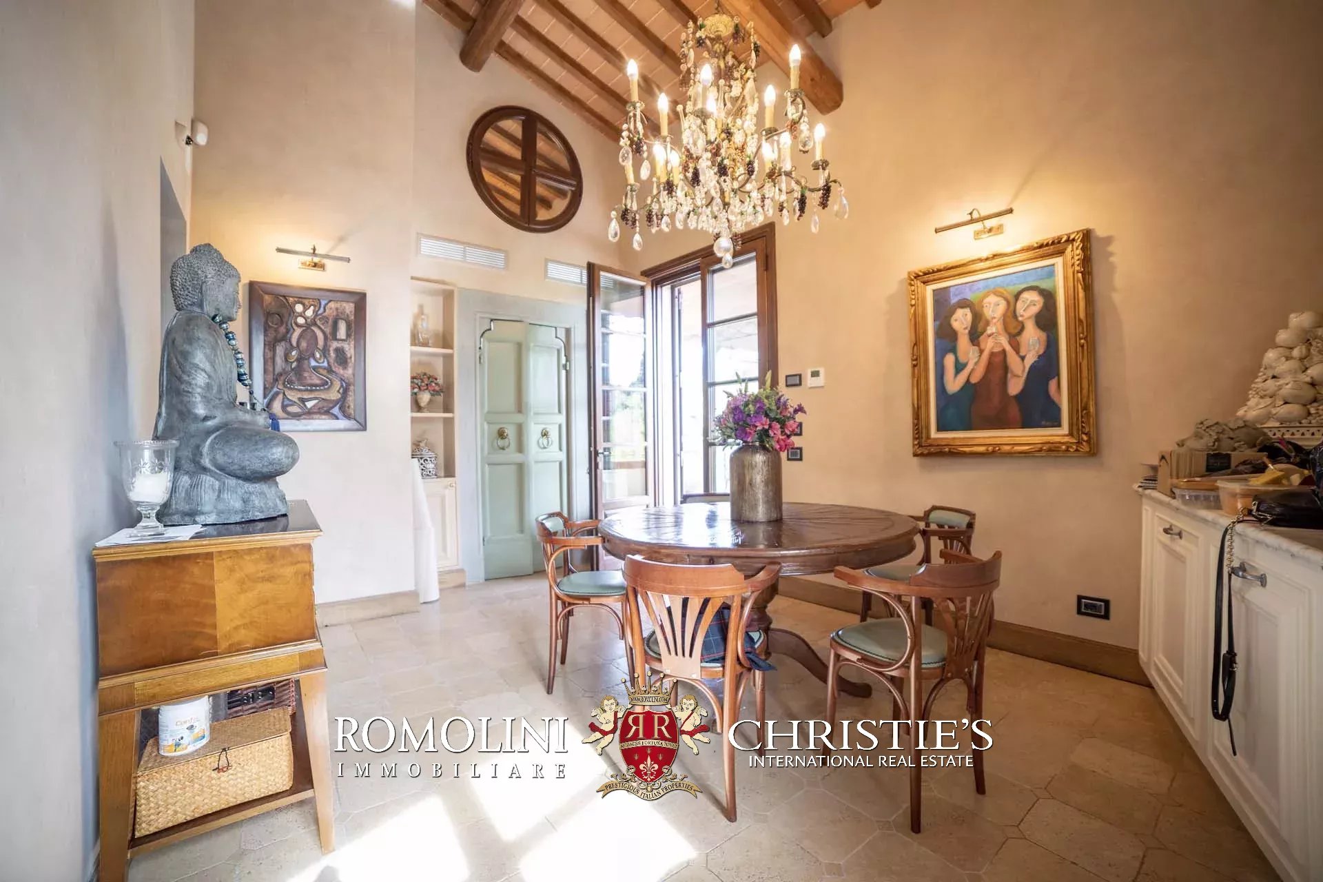 5 Bedroom Villa/Townhouse's Image 42