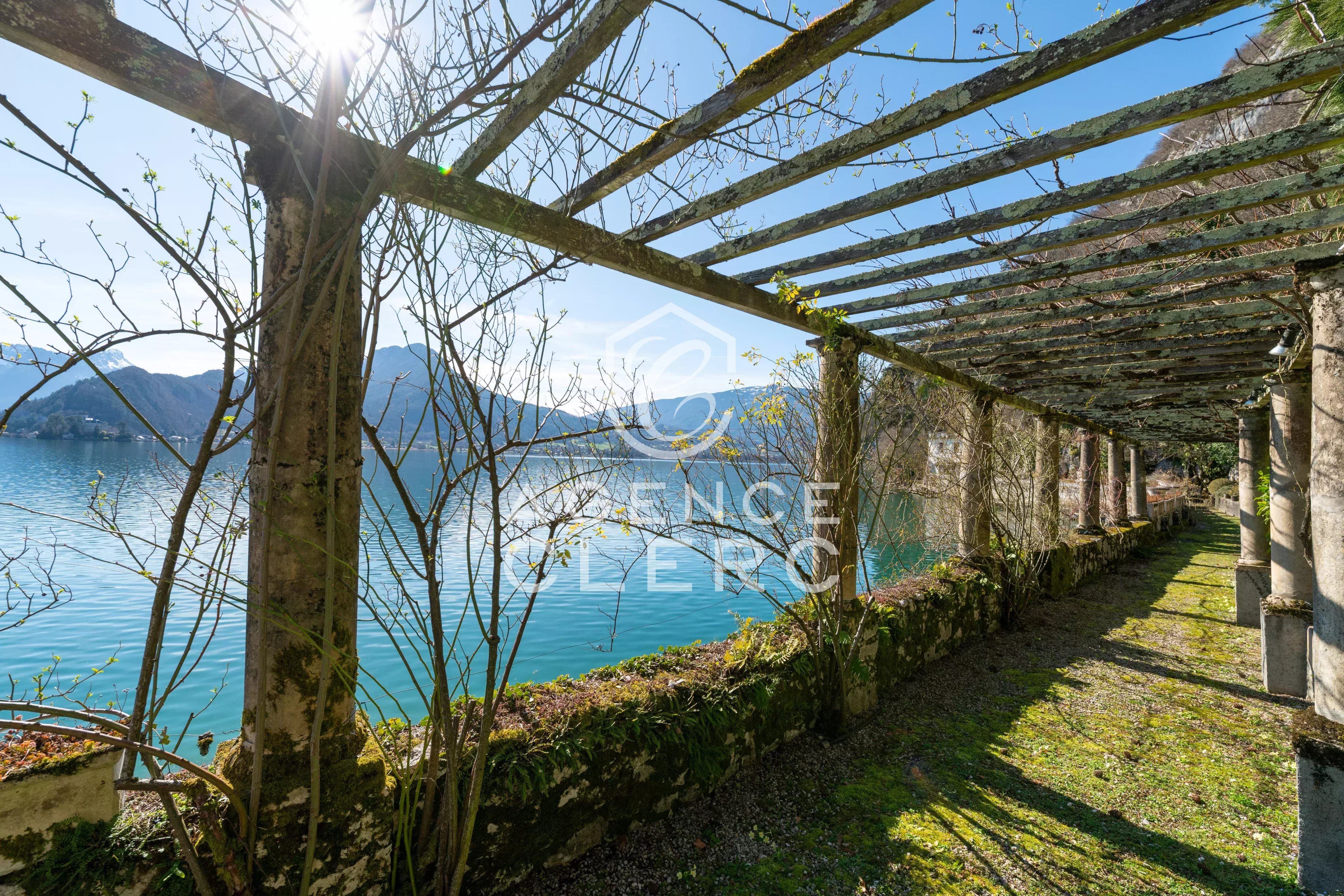 Vente Propriété Talloires-Montmin