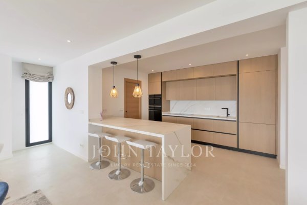 Luxury Villa in Ibiza: Panoramic Family Estate overlooking Dalt Vila — photo 7