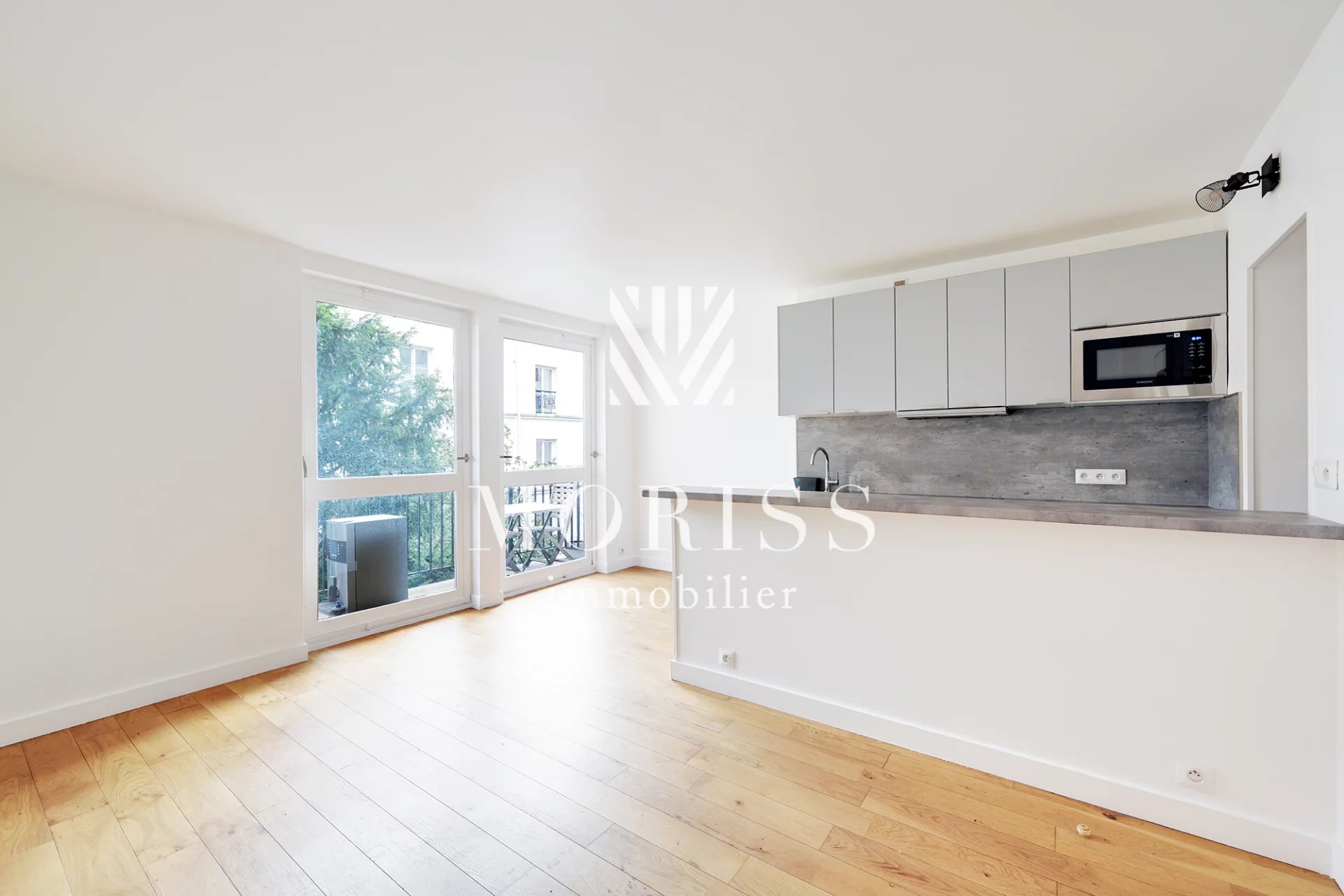 STUDIO + BALCON - 75018 PARIS - Image Array