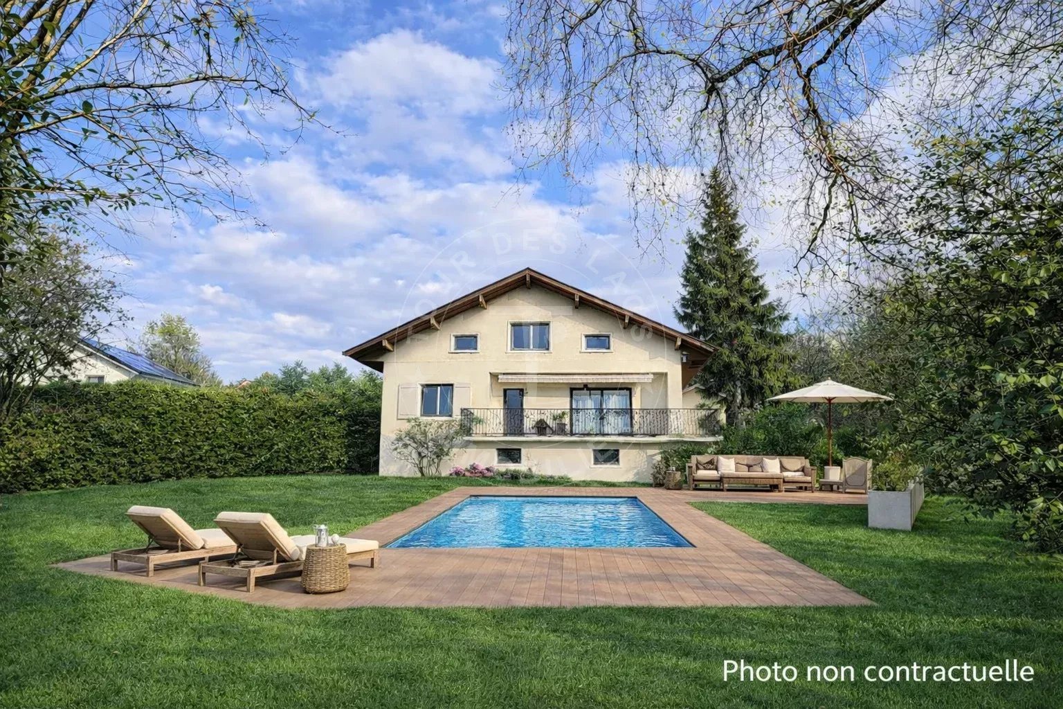 Agence immobilière de 