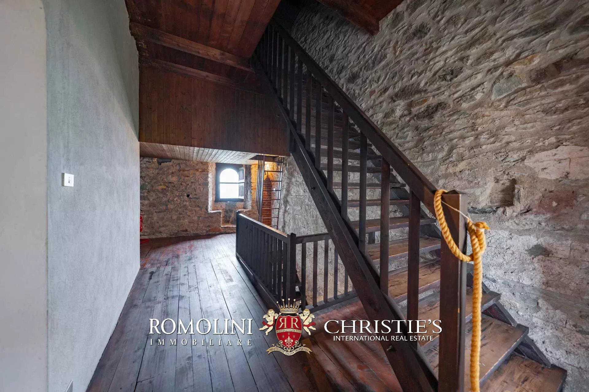 11 Bedroom Chateau's Image 73